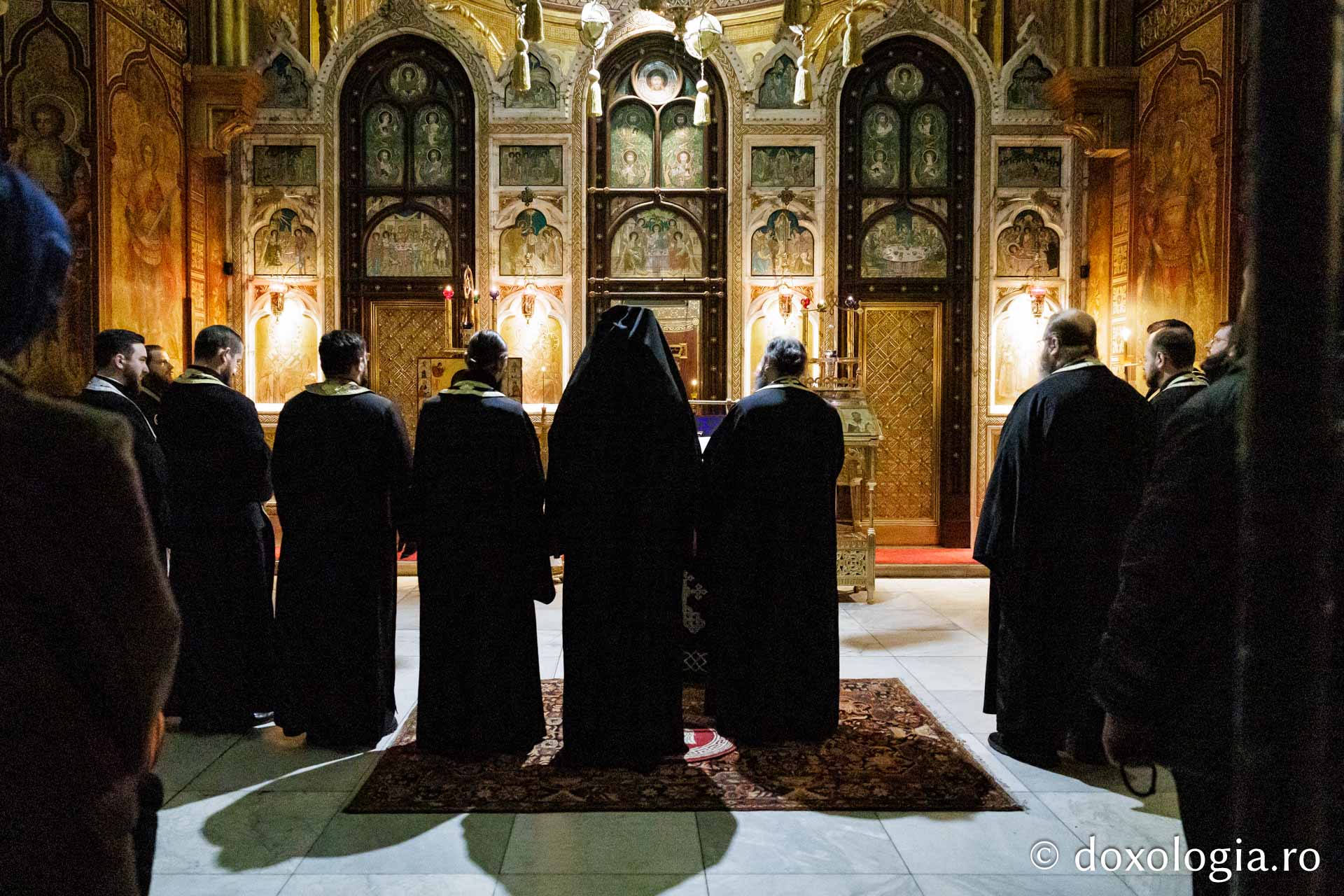 PS Nichifor Botoșăneanul a oficiat Pavecernița Mare la Mănăstirea „Sfinții Trei Ierarhi” din Iași