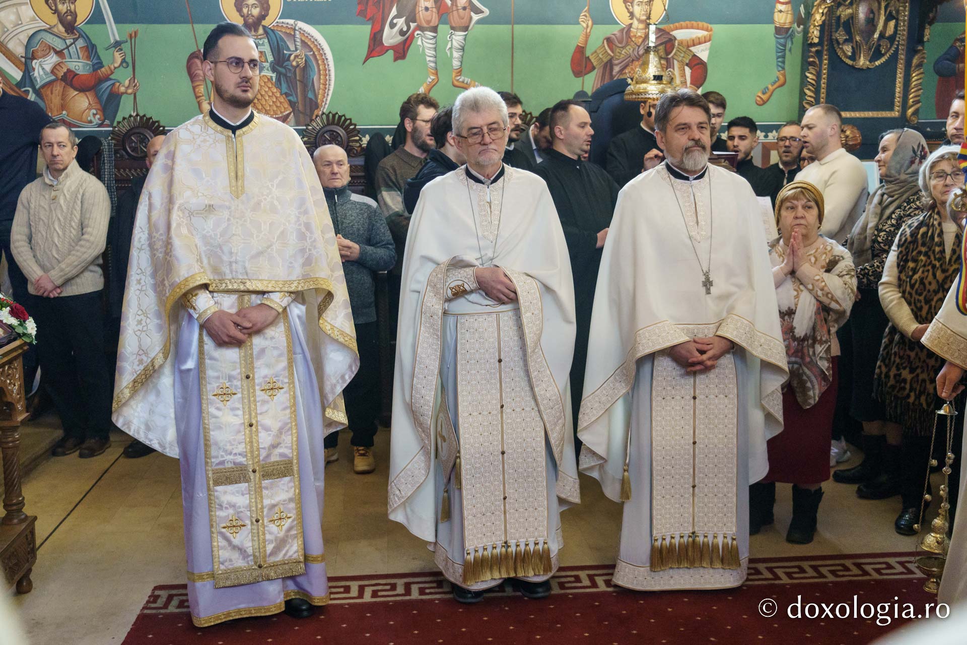 Sfânta Liturghie arhierească la Parohia „Sfântul Sava” din Iași, de sărbătoarea Sfântului Mucenic Trifon