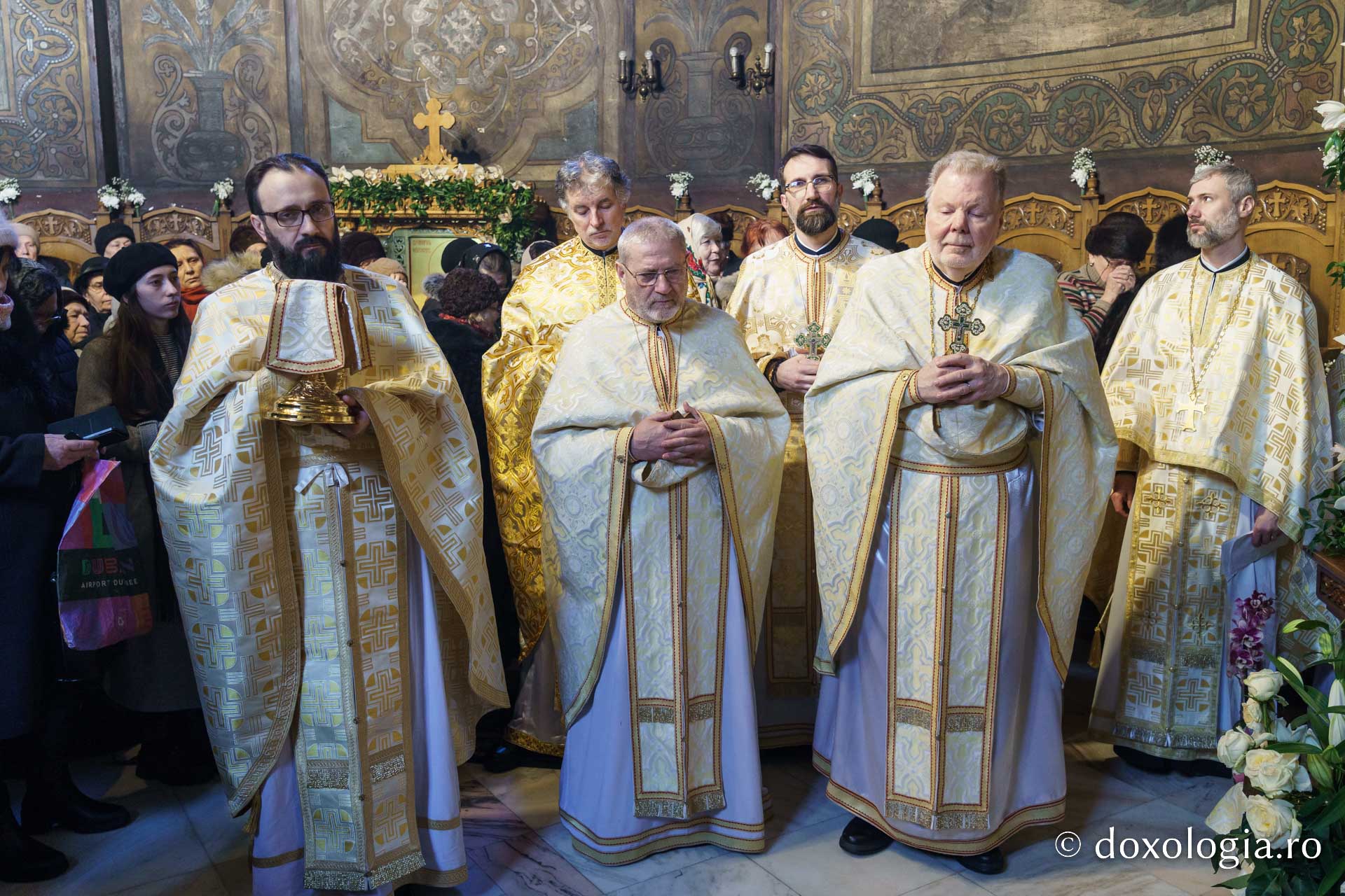 Hramul Parohiei „Sfântul Haralambie” din Iași, sărbătorit prin Liturghie arhierească