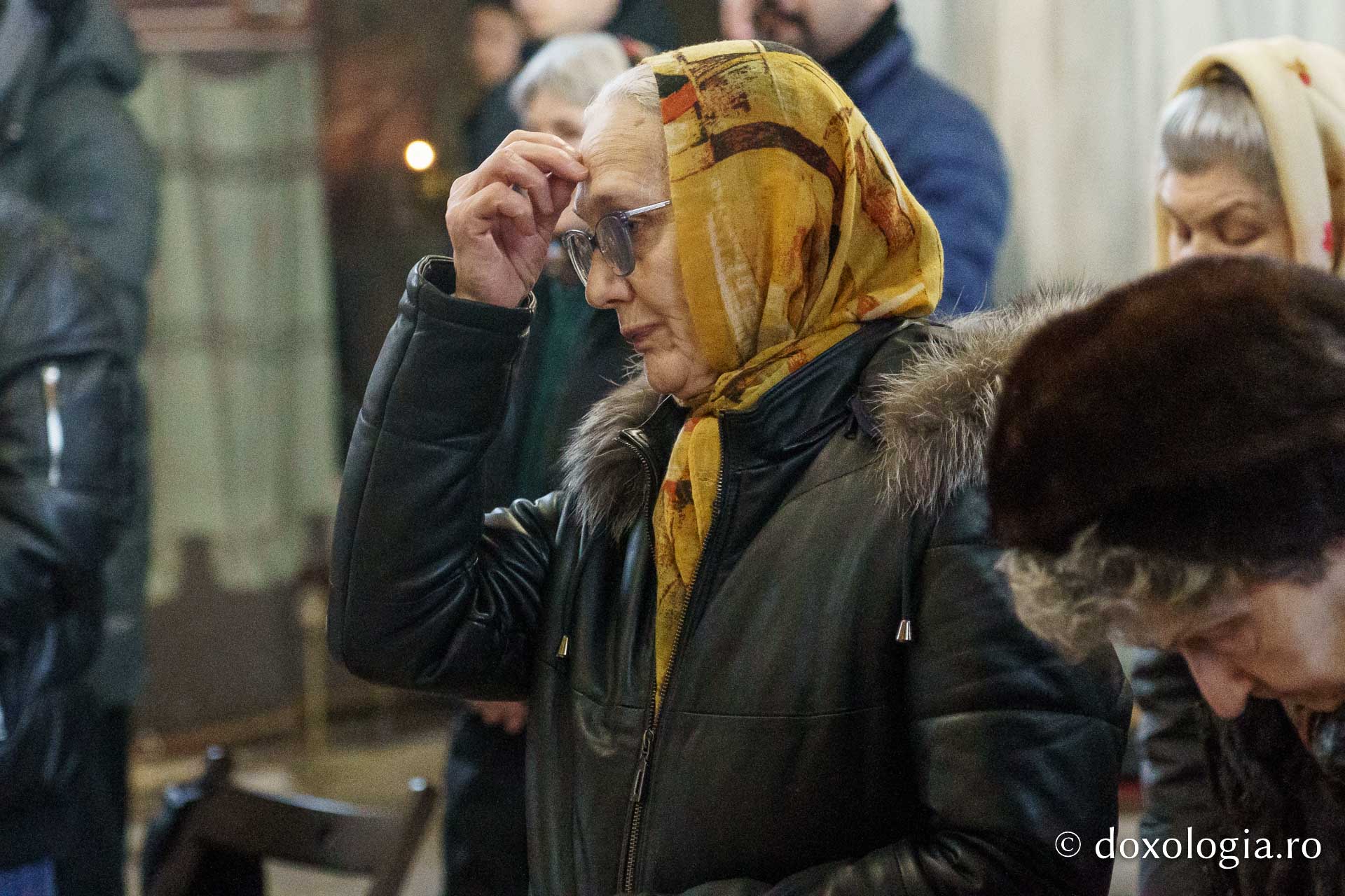 Preasfințitul Părinte Nichifor Botoșăneanul a slujit la Mănăstirea Bărboi, în Duminica Lăsatului sec de brânză