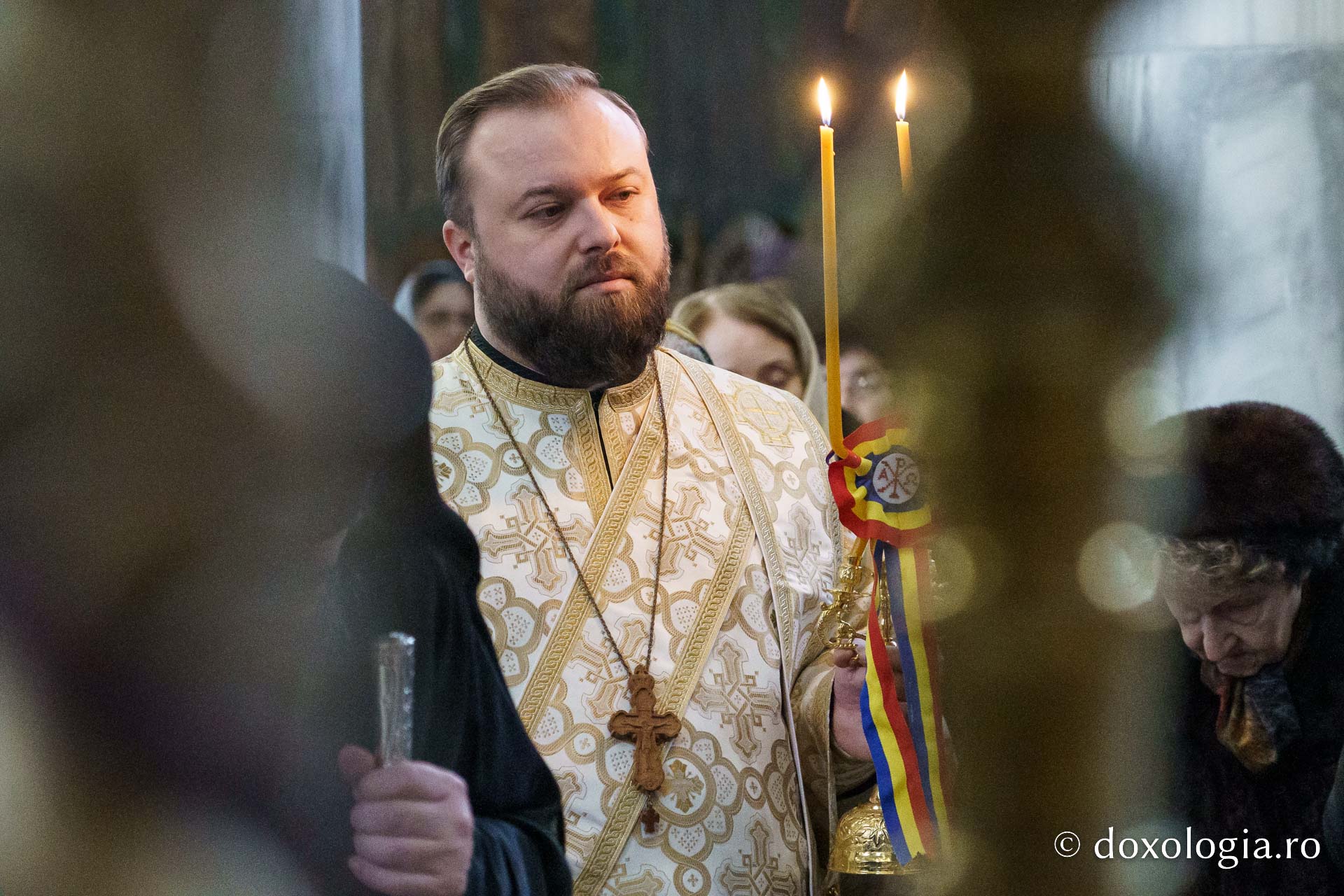 Preasfințitul Părinte Nichifor Botoșăneanul a slujit la Mănăstirea Bărboi, în Duminica Lăsatului sec de brânză