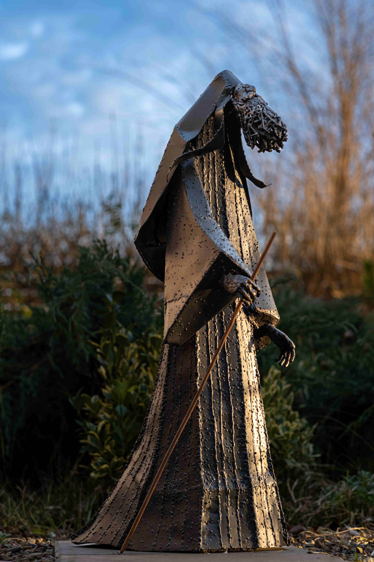 A dărui pentru ca alții să poată crea – Misiunea lui Emanuel Chiriac și vocația studenților de la Artă Sacră