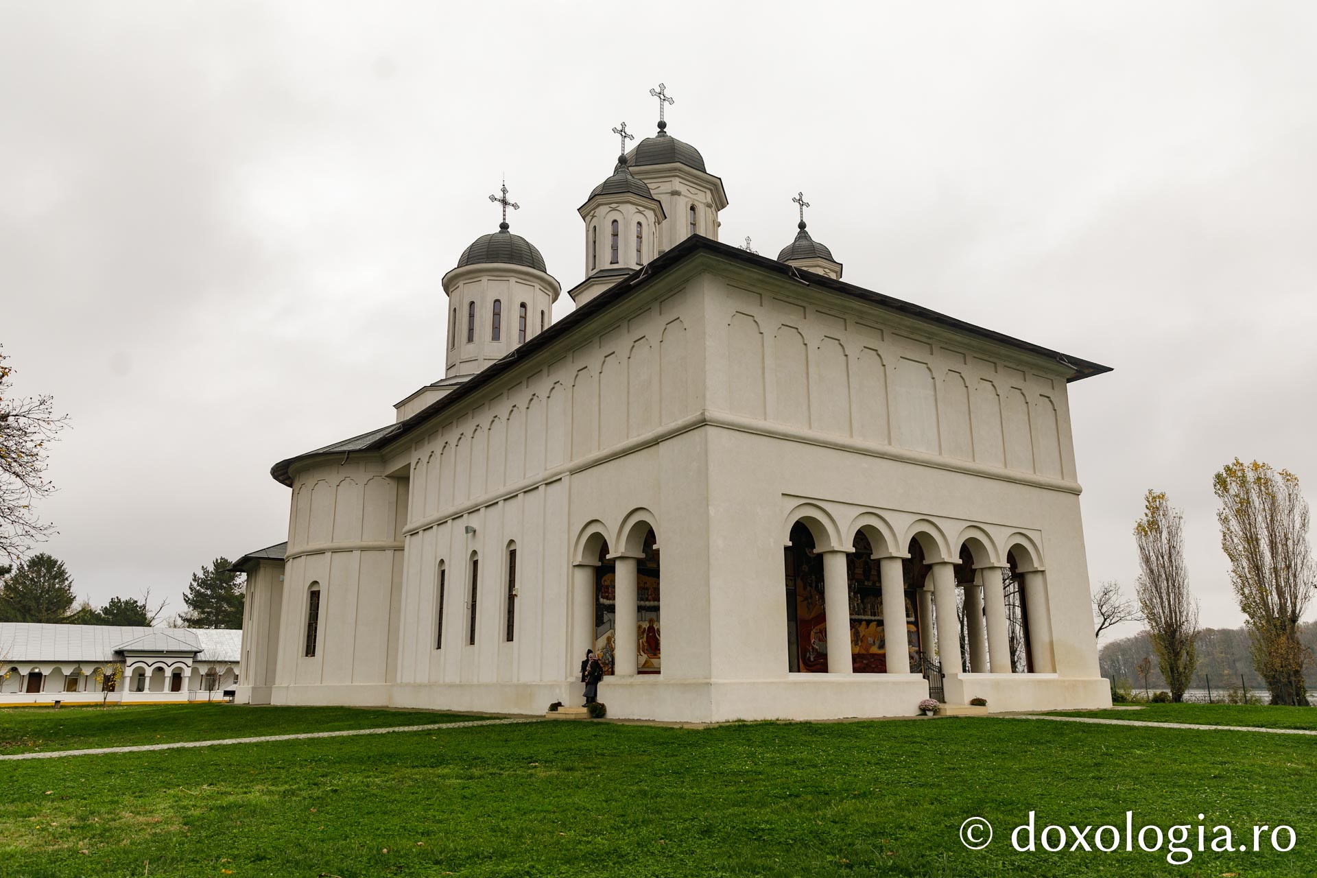 Biserica „Sfântul Nicolae” din ostrovul Cernicăi