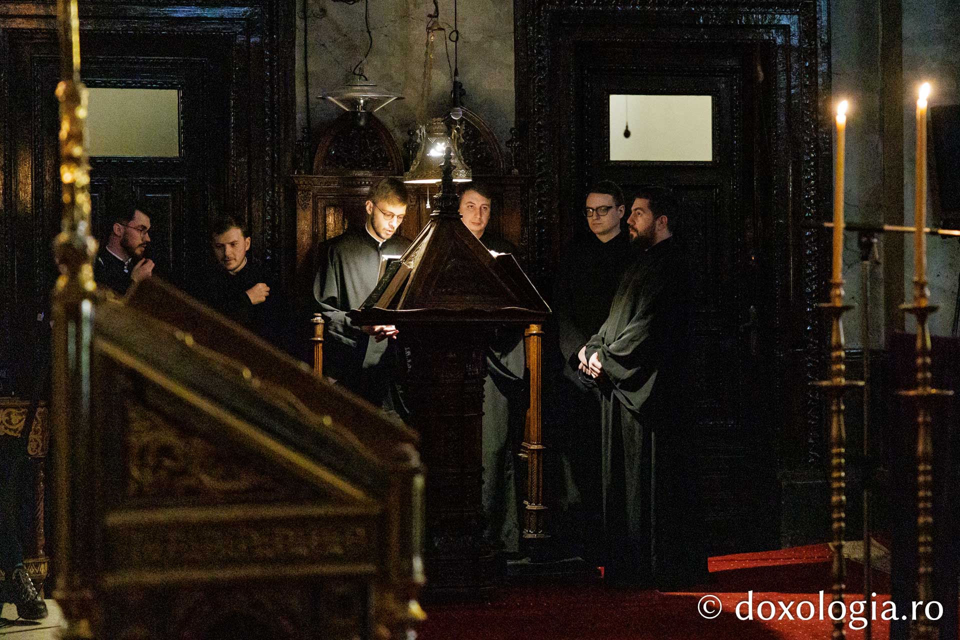 IPS Teofan a oficiat Pavecernița Mare în a patra zi din Postul Mare: „Avem încă vreme să ne întoarcem mintea către Dumnezeu”