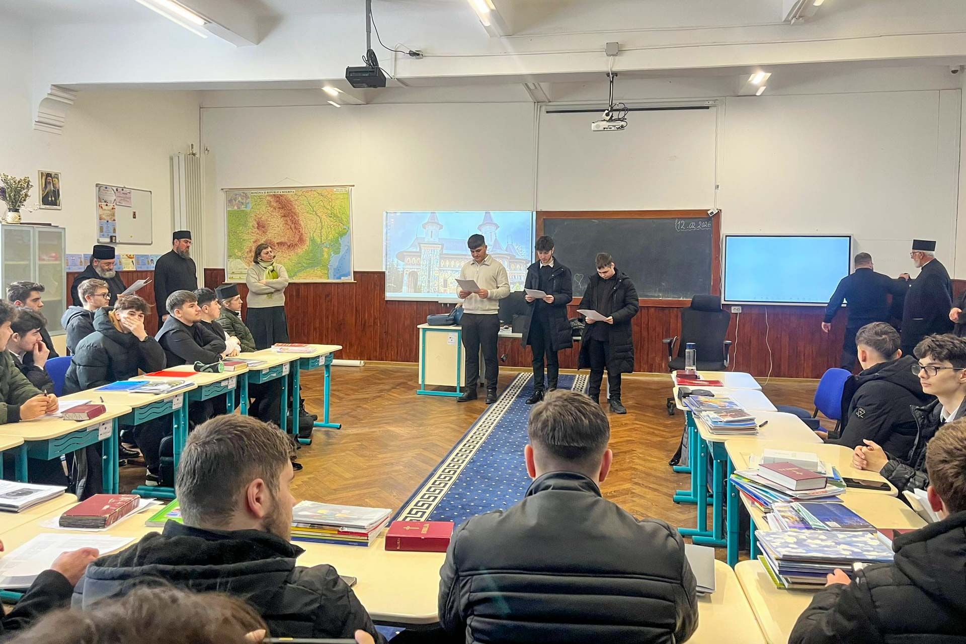 Cuvinte care cresc suflete – lecturi din viața „Sfintelor femei” la Seminarul nemțean