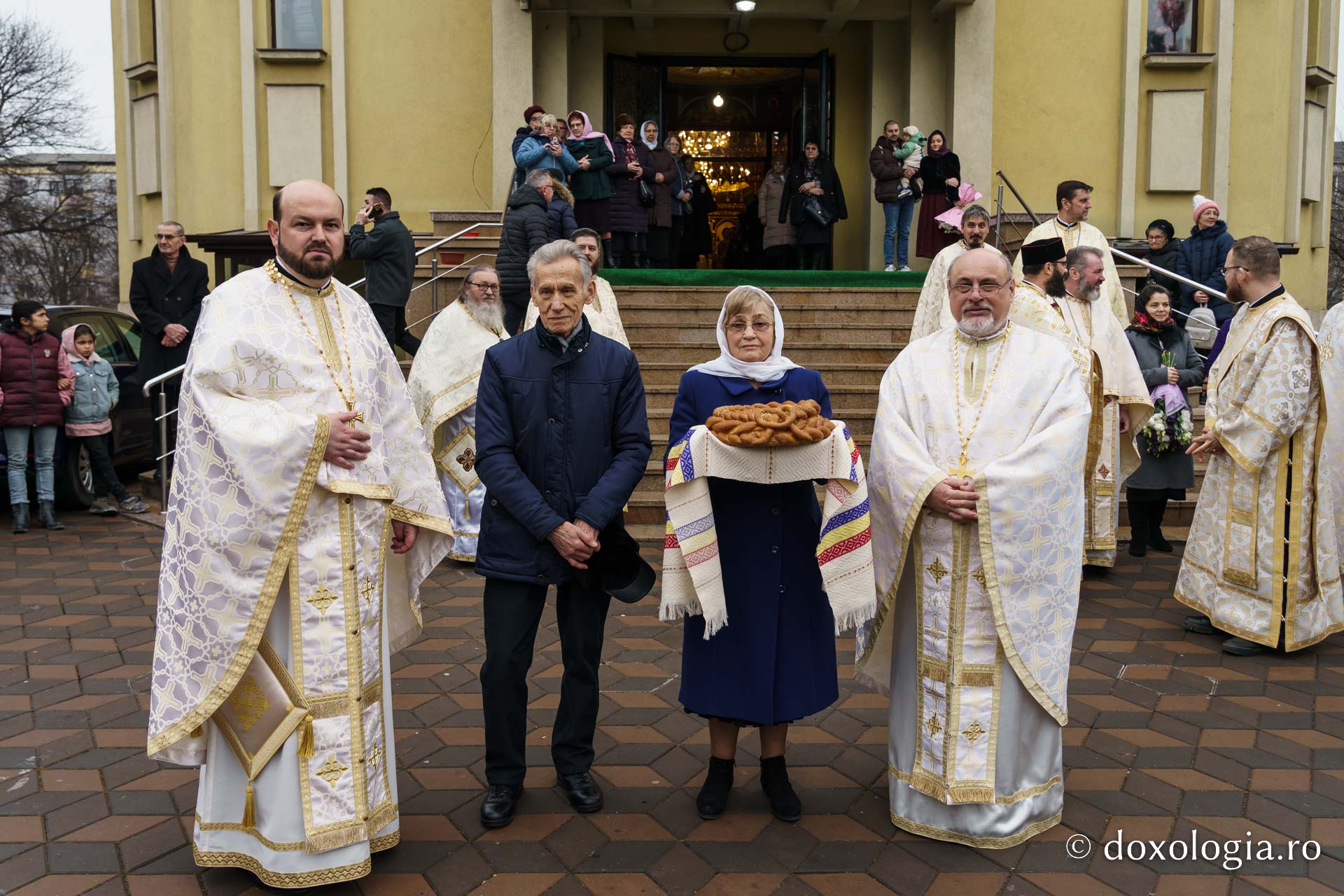 Moment istoric la Biserica Galata din Iași: Astăzi au fost prezentați doi noi preoți slujitori