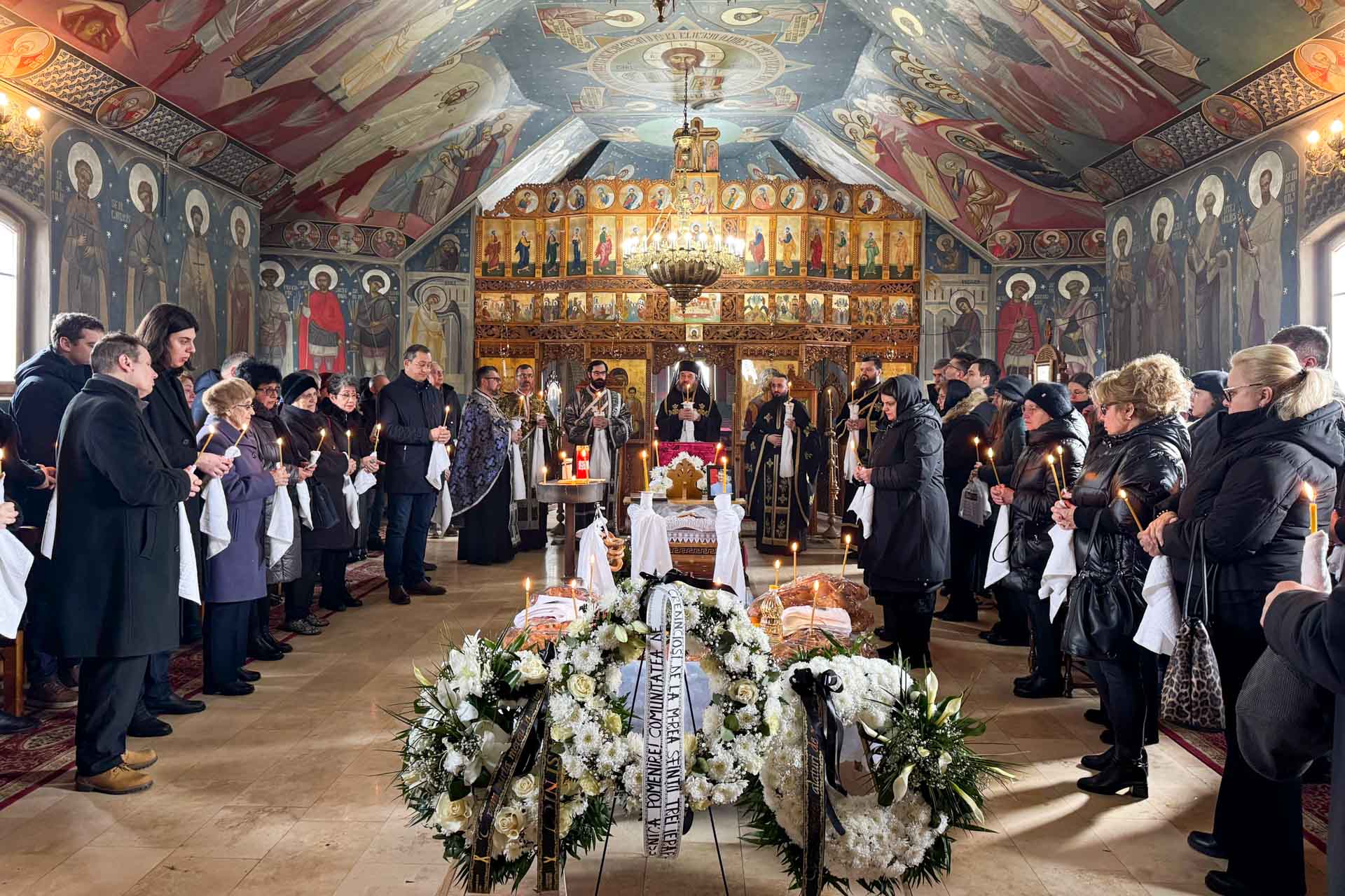 Comunitatea academică l-a condus pe ultimul drum pământesc pe lect. univ. dr. Radu-Paul Apetrei.