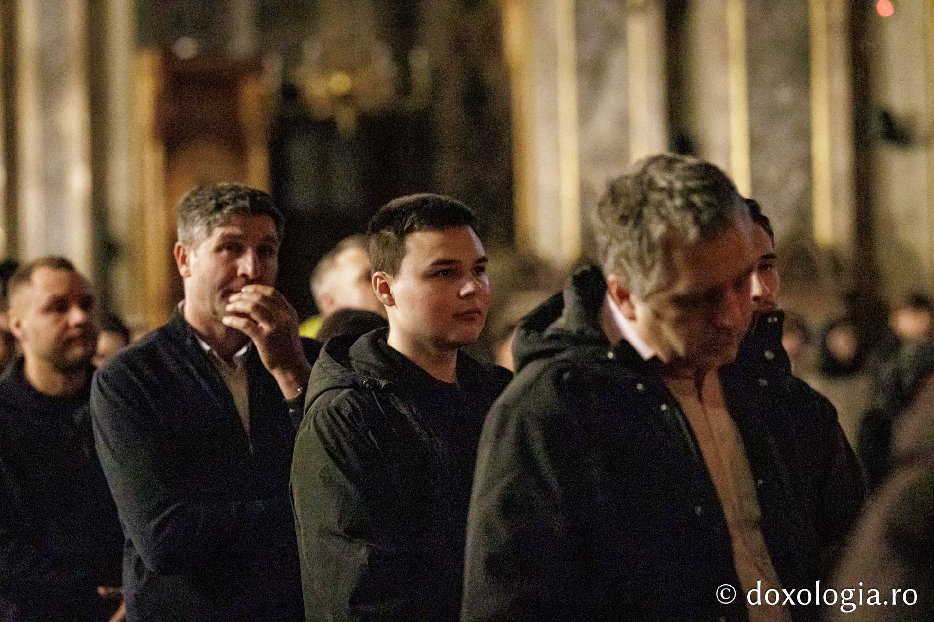 Prima denie din acest an, la Catedrala Mitropolitană: „Starea de pocăință înseamnă privirea fiecăruia în biografia proprie, sesizând prezența întunericului, a mormântului, a păcatului, a fărădelegii”