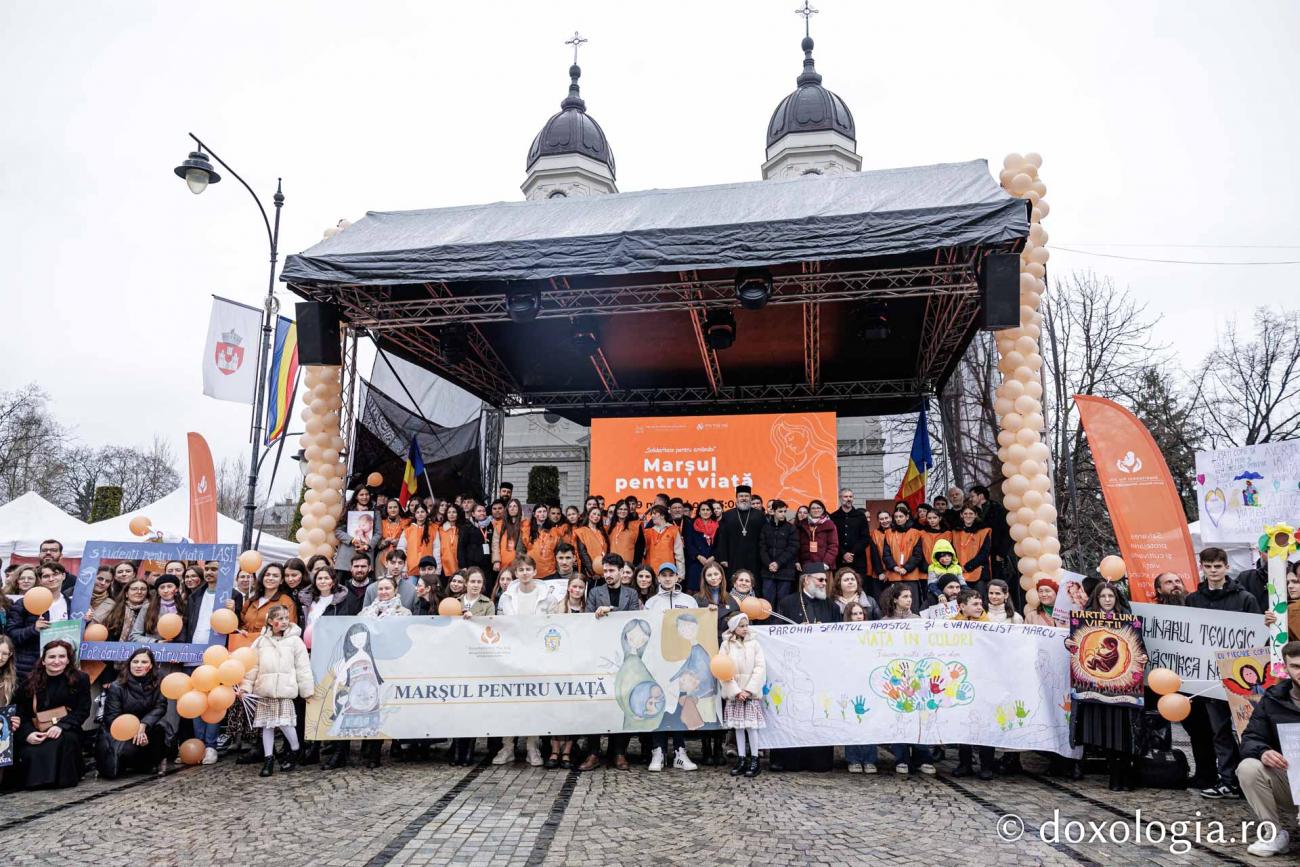 (Video) Marșul pentru viață 2026 la Iași: mesaj de solidaritate pentru mamă și copil