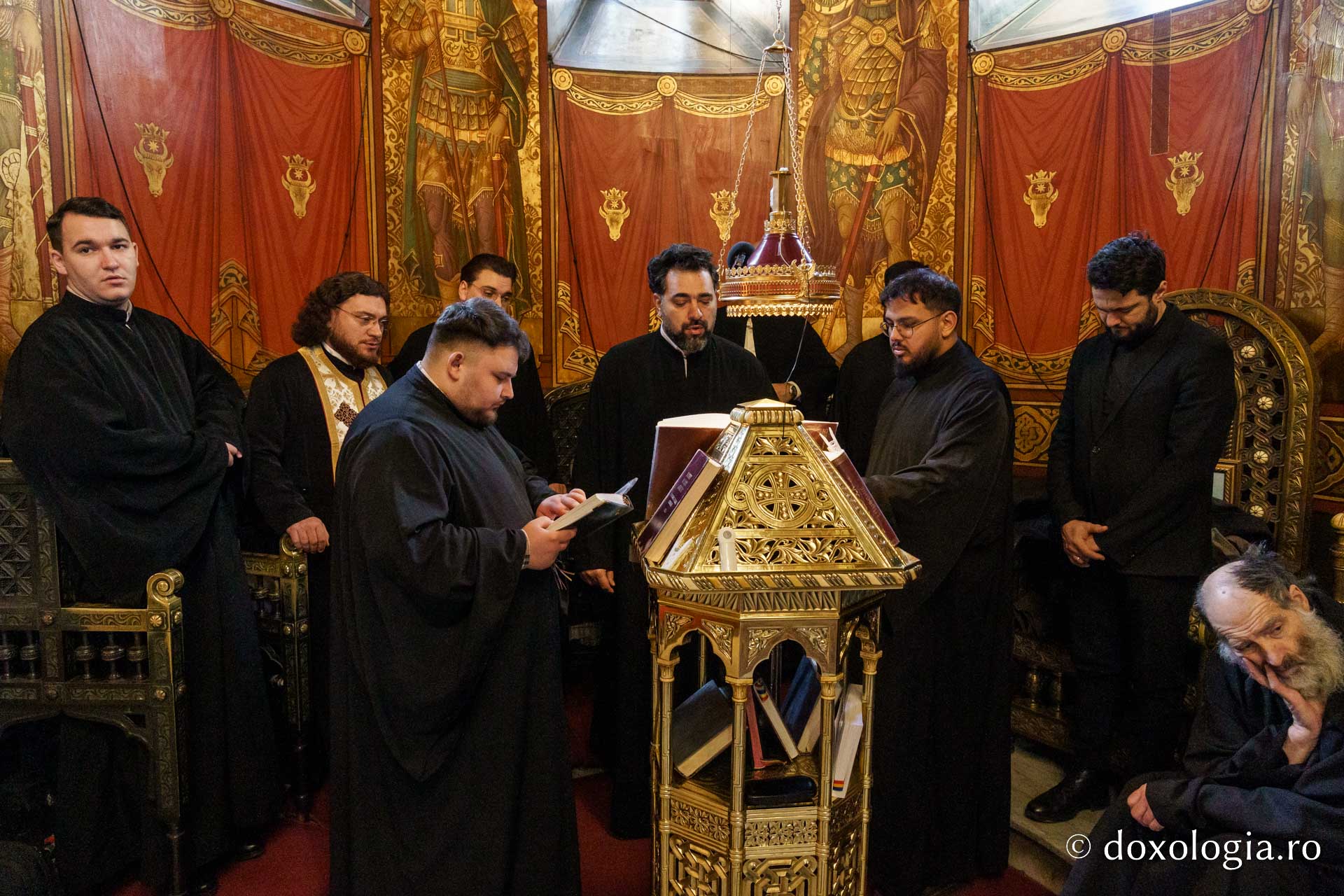 Cinci ani de la hirotonia întru arhiereu, sărbătoriți la Mănăstirea „Sfinții Trei Ierarhi” din Iași