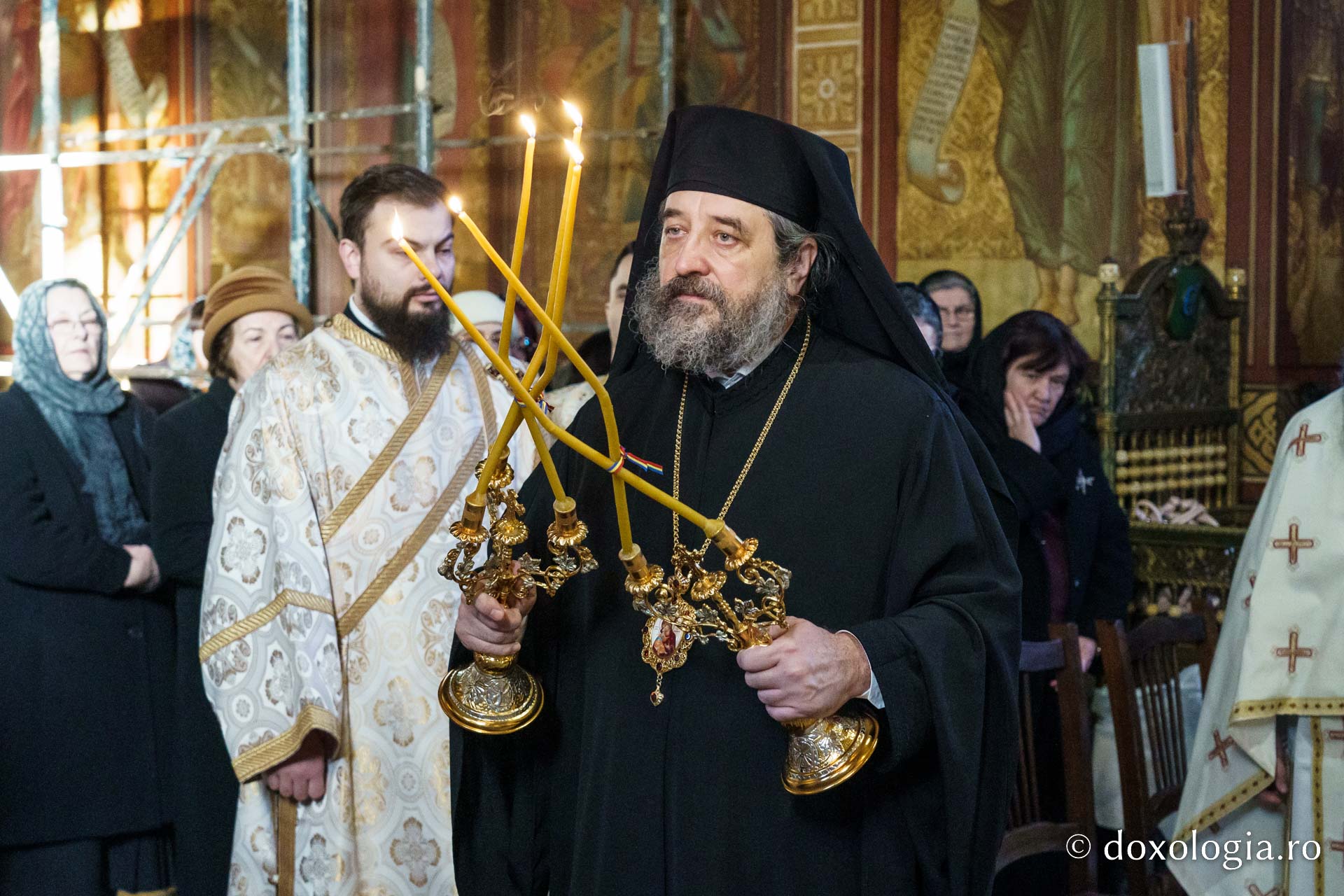 Cinci ani de la hirotonia întru arhiereu, sărbătoriți la Mănăstirea „Sfinții Trei Ierarhi” din Iași