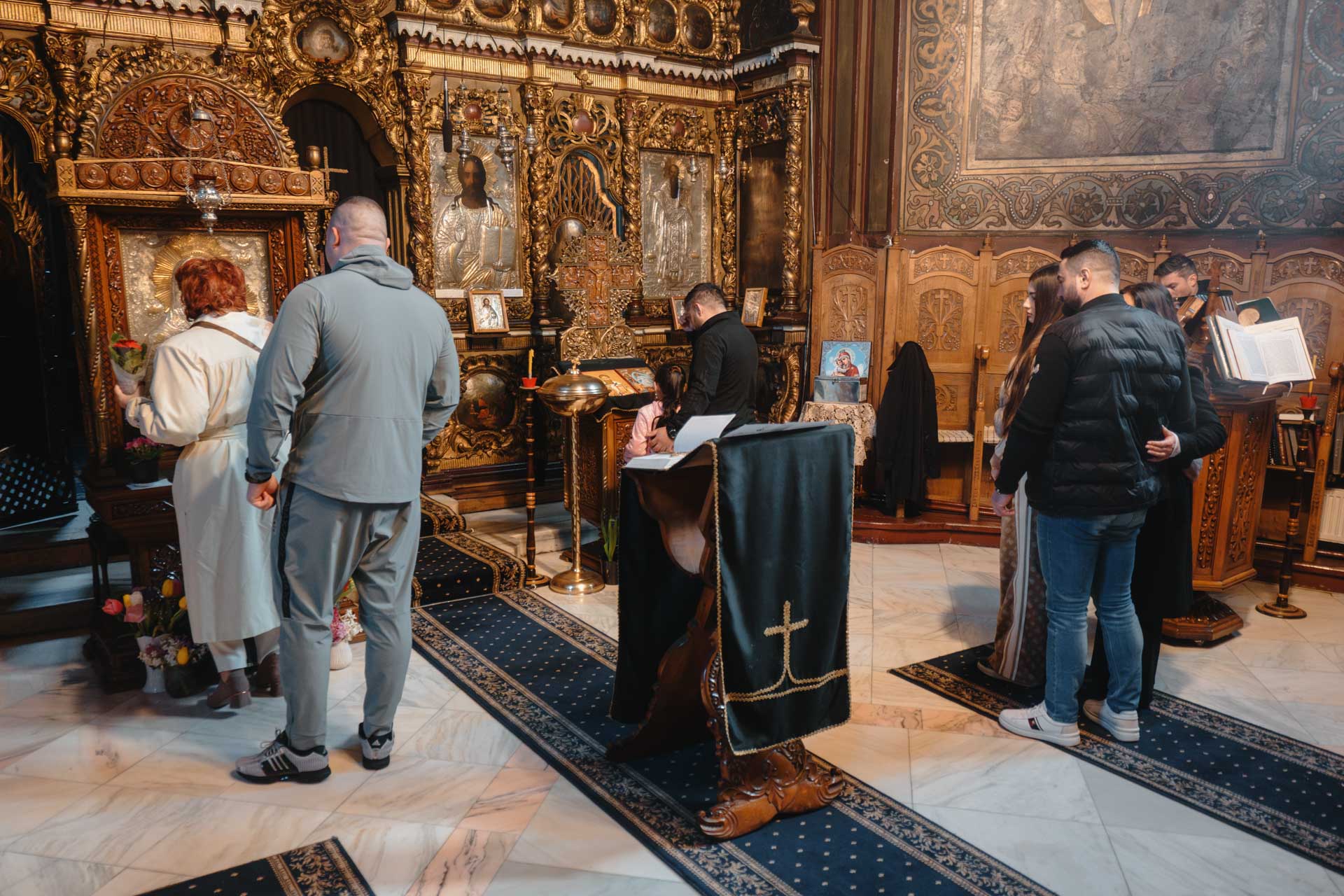 Primăvara Reîntâlnirii: Sub cupola Sfântului Haralambie, drumul spre casă trece prin inima familiei