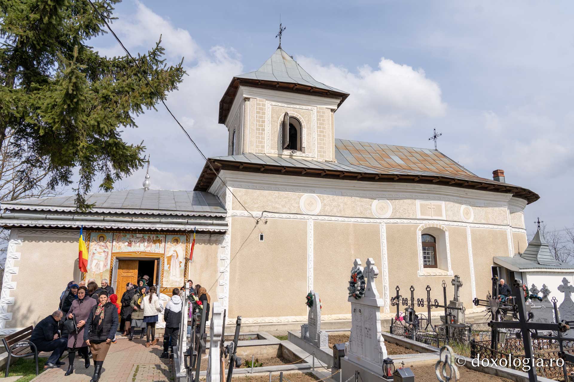 Slujbă arhierească, în Duminica Sfântului Ioan Scărarul, la Parohia Valea Seacă