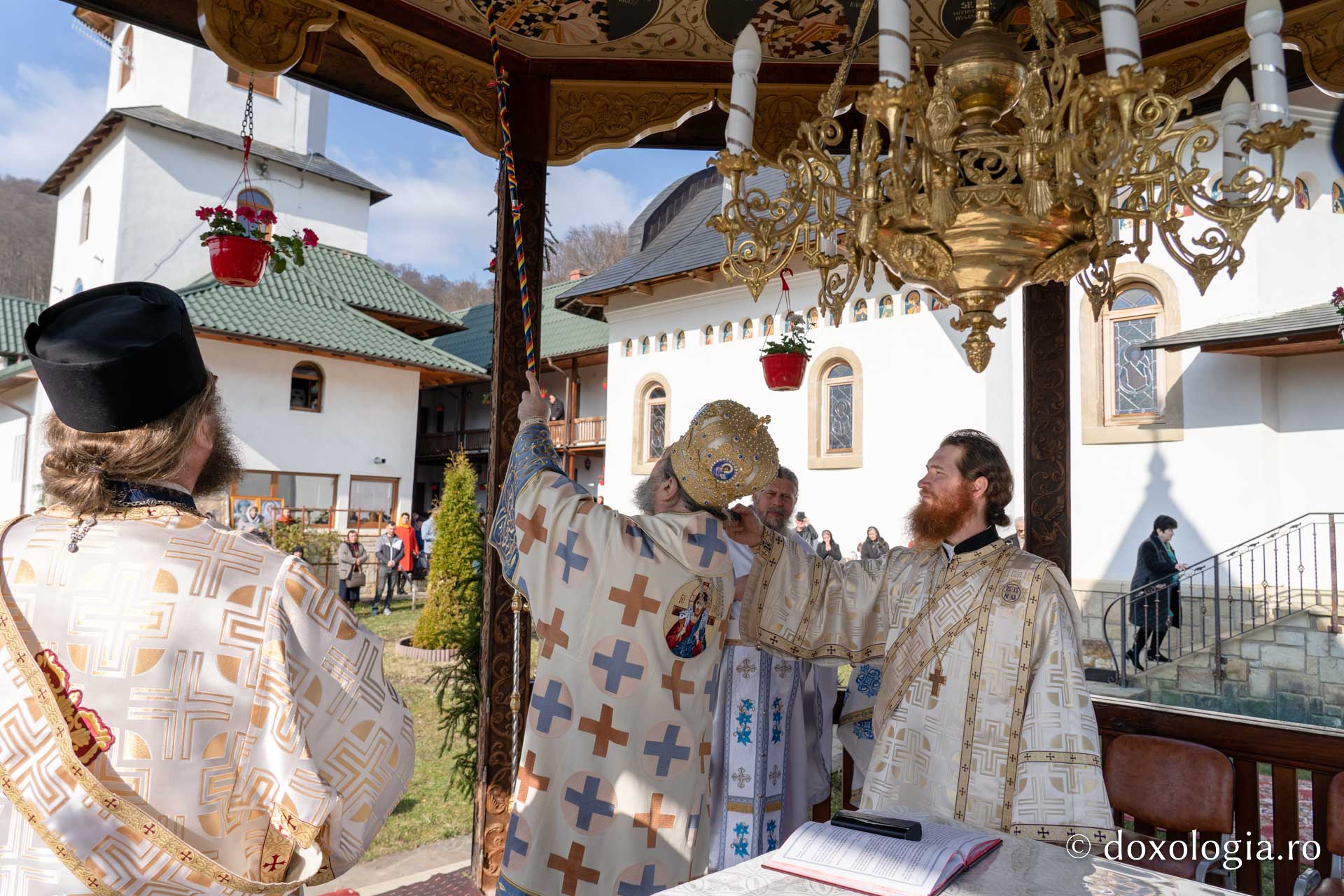 PS Nichifor Botoșăneanul, la hramul Schitului „Sfântul Nifon” – Neamț