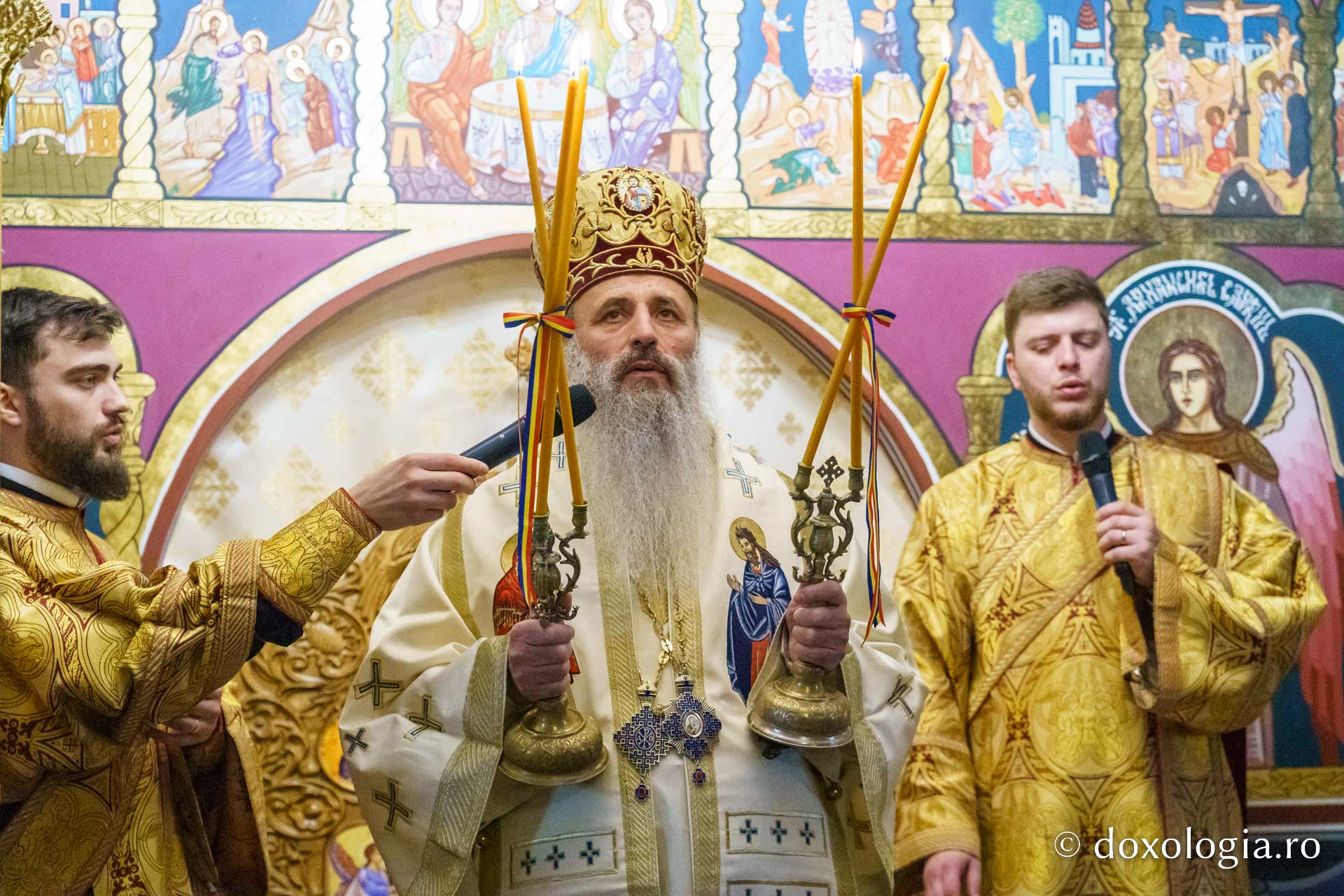 Militarii, în rugăciune în Duminica Sfintei Maria Egipteanca, Capela militară din Piatra Neamț, resfințită de IPS Teofan