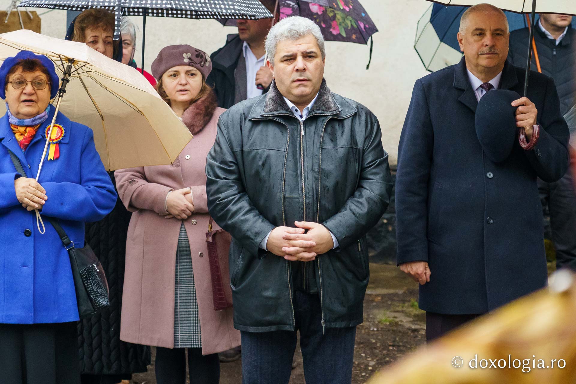 Militarii, în rugăciune în Duminica Sfintei Maria Egipteanca, Capela militară din Piatra Neamț, resfințită de IPS Teofan