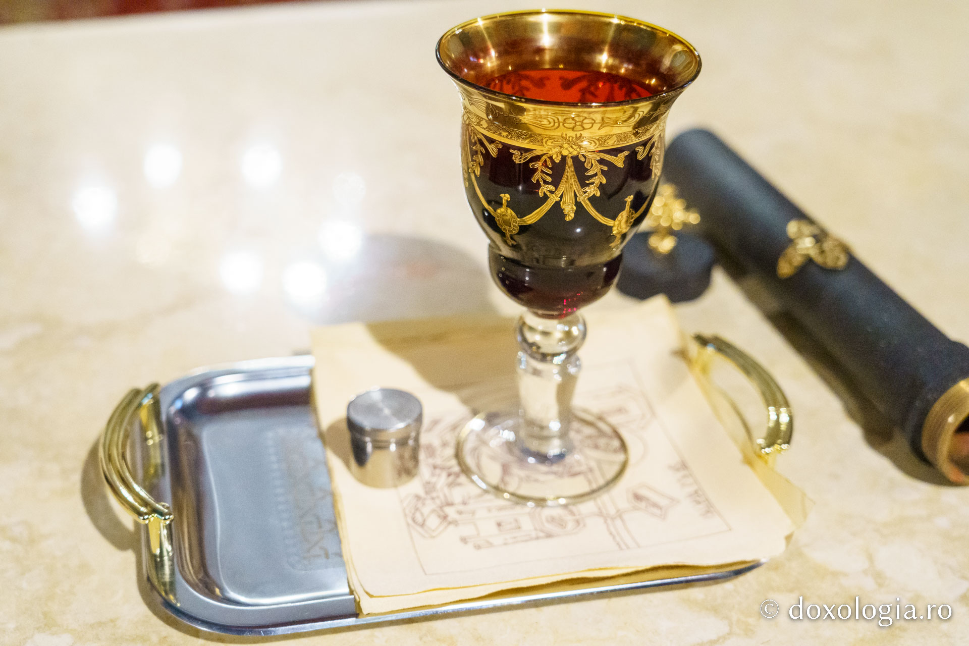 Militarii, în rugăciune în Duminica Sfintei Maria Egipteanca, Capela militară din Piatra Neamț, resfințită de IPS Teofan