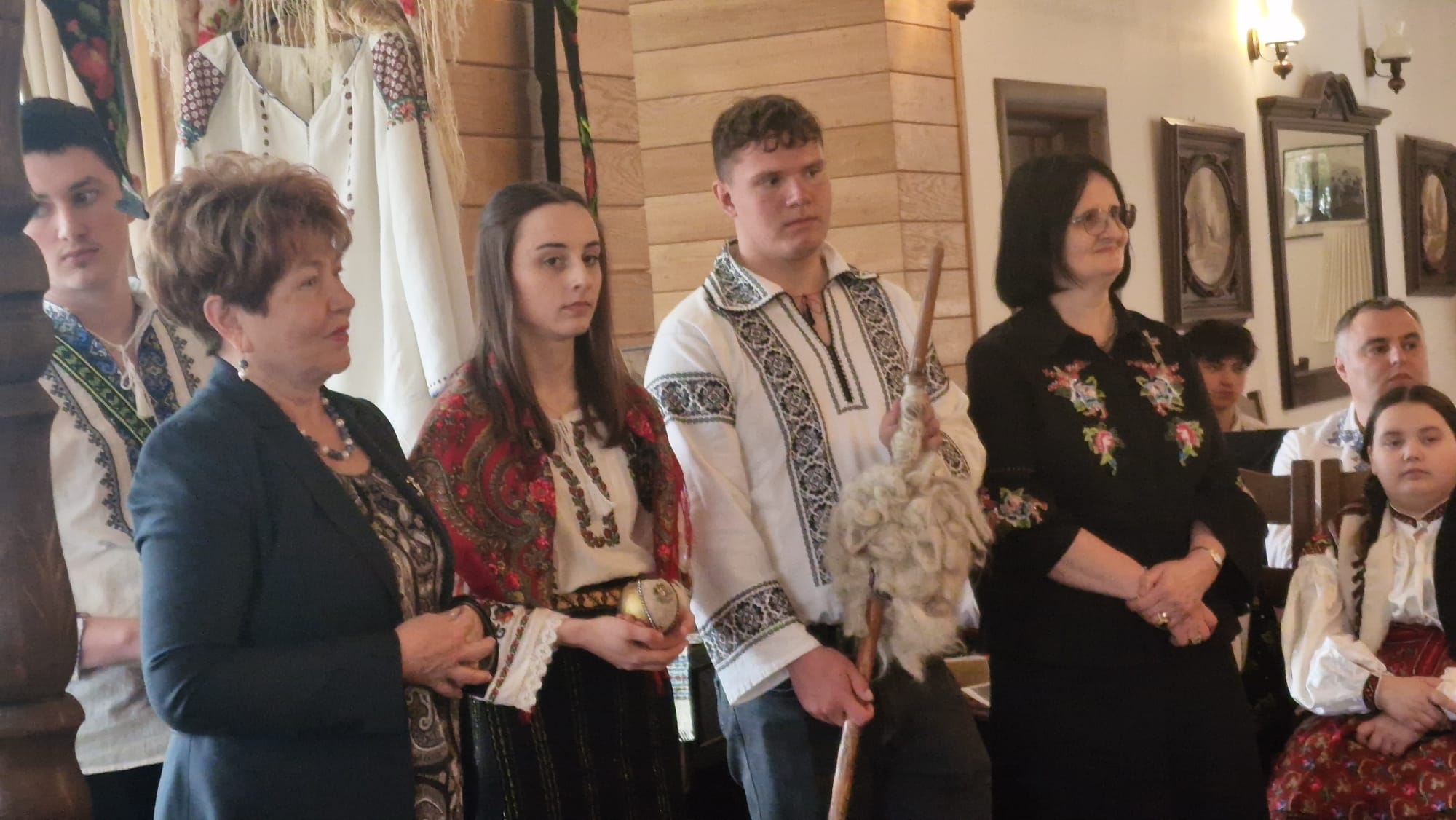 Sucevița, gazda Concursului Național „Sufletul pridvorului – speranța și fapta bună”