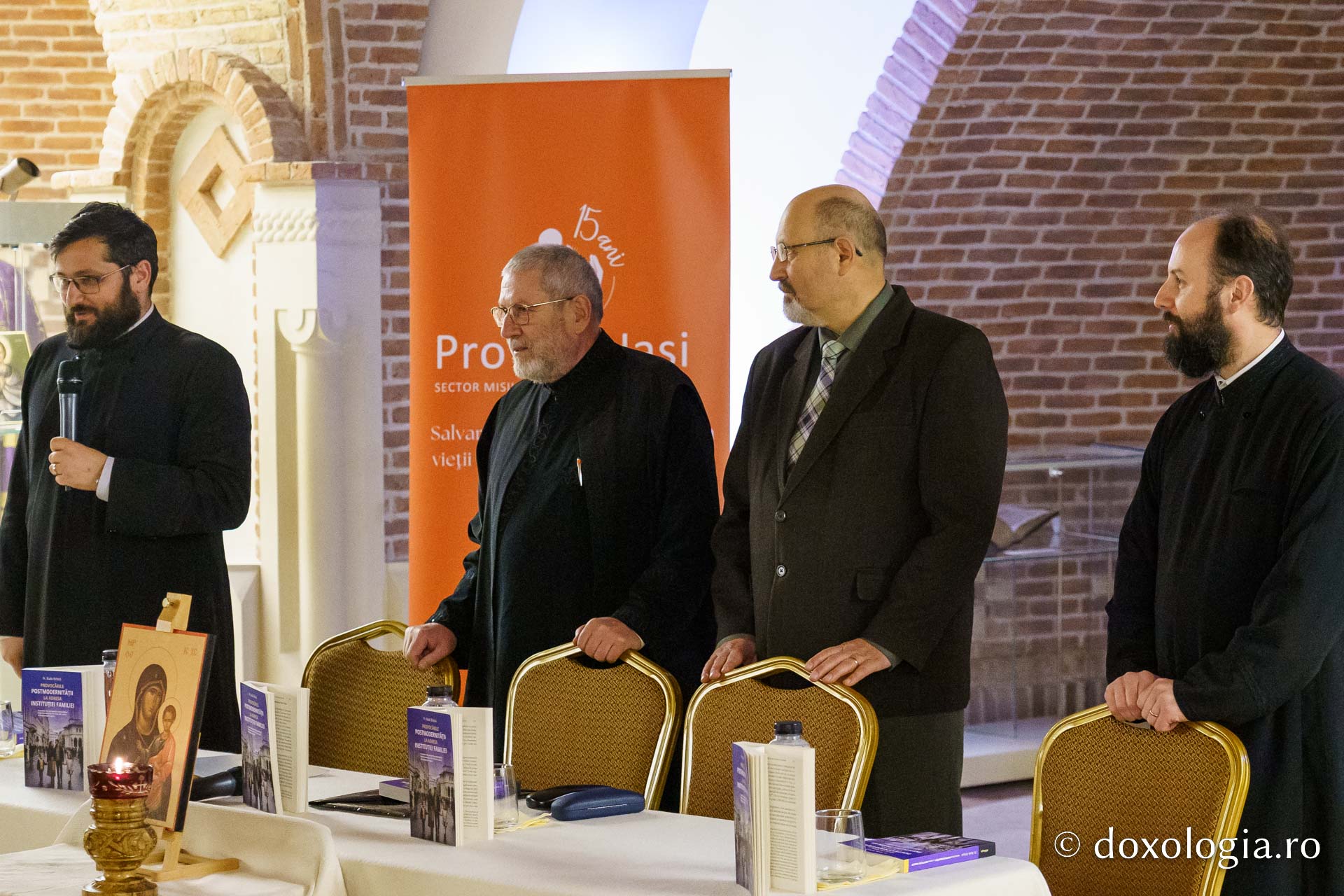 Lansare de carte la Muzeul Mitropolitan, în încheierea Lunii pentru Viață