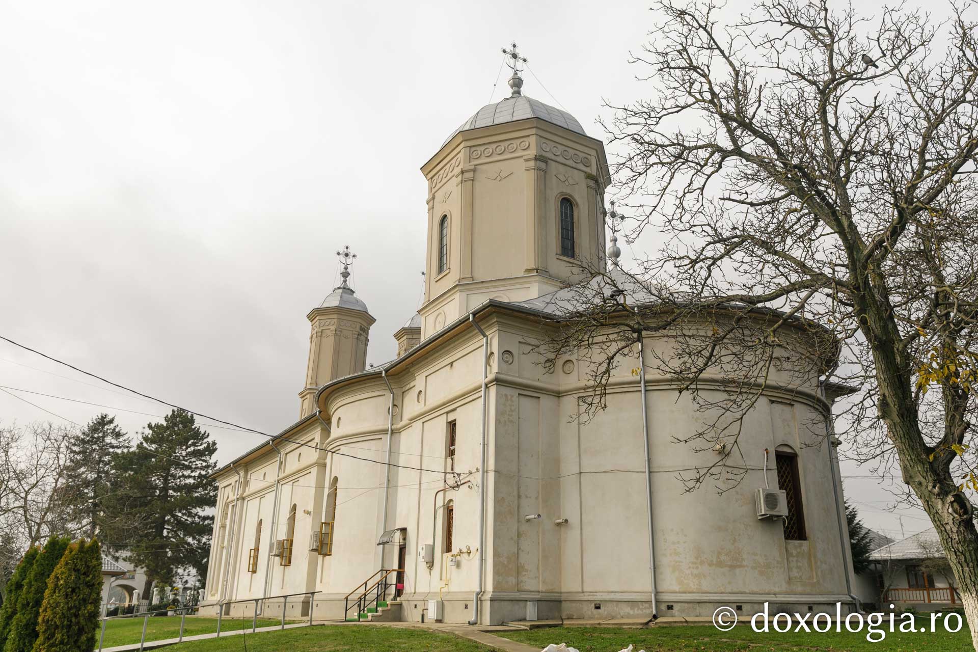 Mănăstirea Pasărea