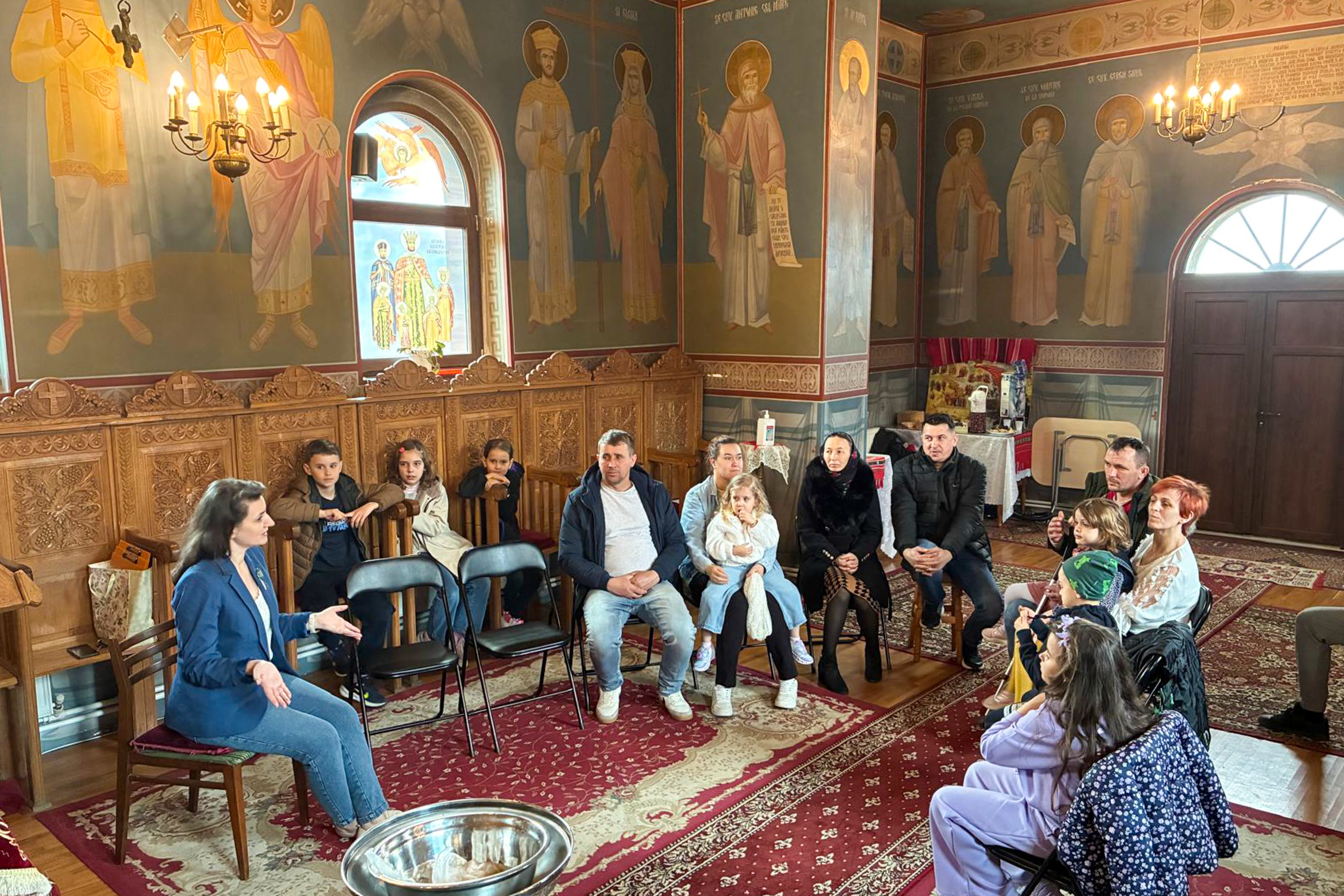 Psihologul Gilia Crăciun a susținut un atelier despre relații de cuplu la „Nașterea Maicii Domnului” Curături