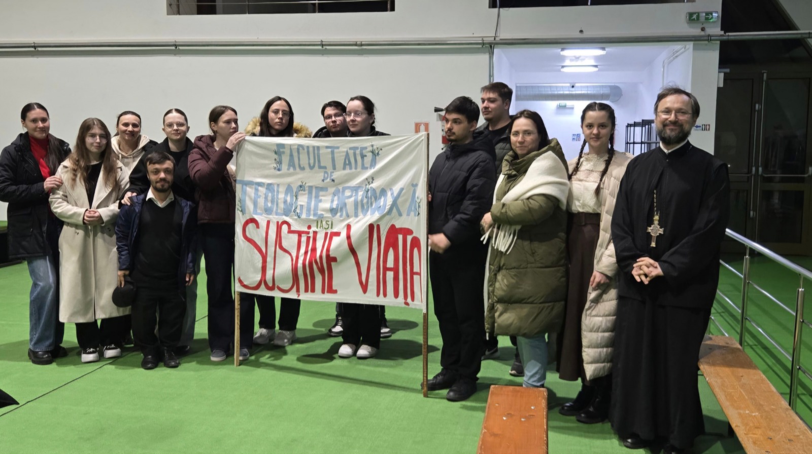 Experiență filantropică și formare profesională pentru studenții de la Teologie, la Hârja