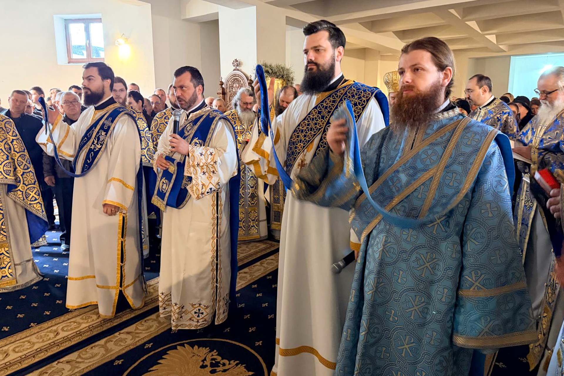 Hramul Mănăstirii Sihăstria Voronei, sărbătorit în ziua Bunei Vestiri: „Maica Domnului este punte și cale pentru fiecare dintre noi”