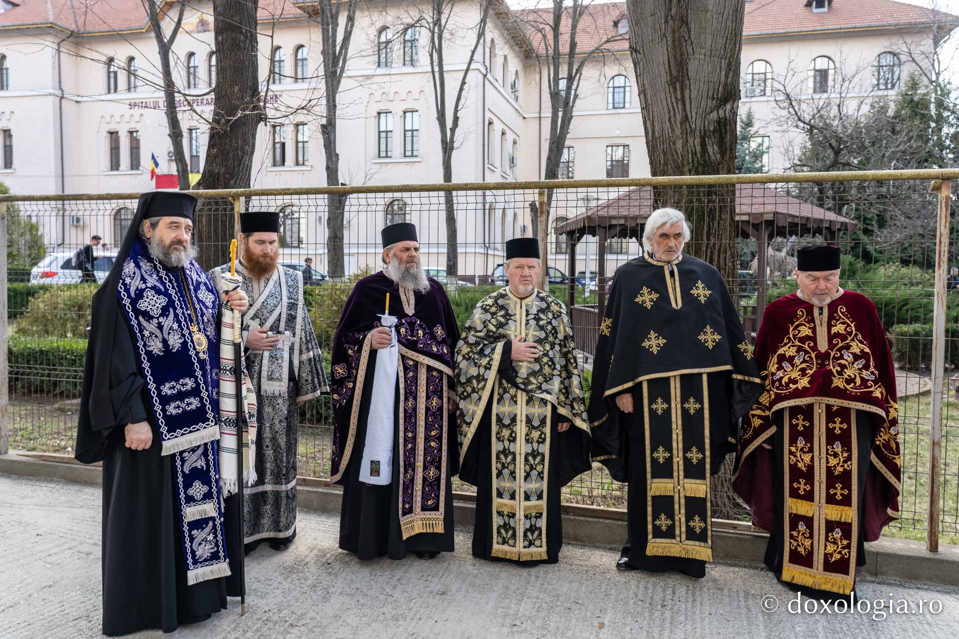 Părintele Gavril Damian a fost înmormântat la Botoșani