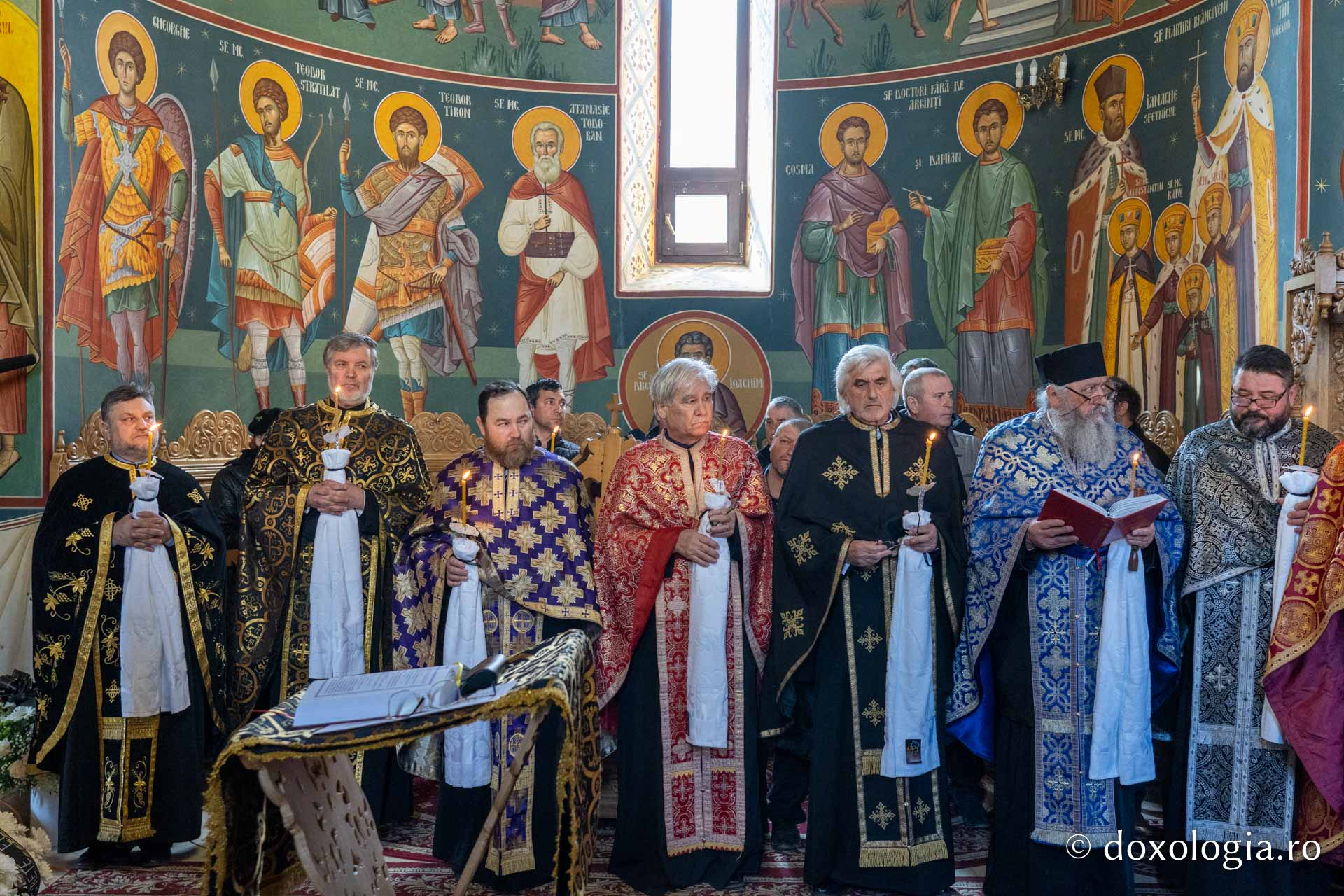 Părintele Gavril Damian a fost înmormântat la Botoșani