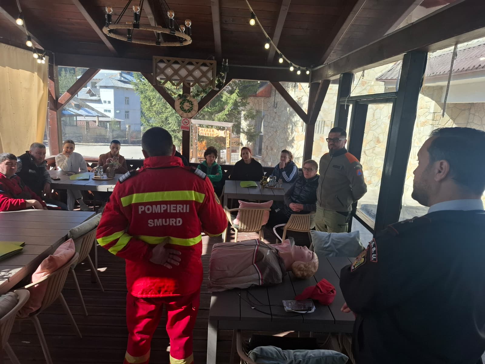 Instruire PSI-SU pentru personalul de la „Casa Pelerinul” din Durău