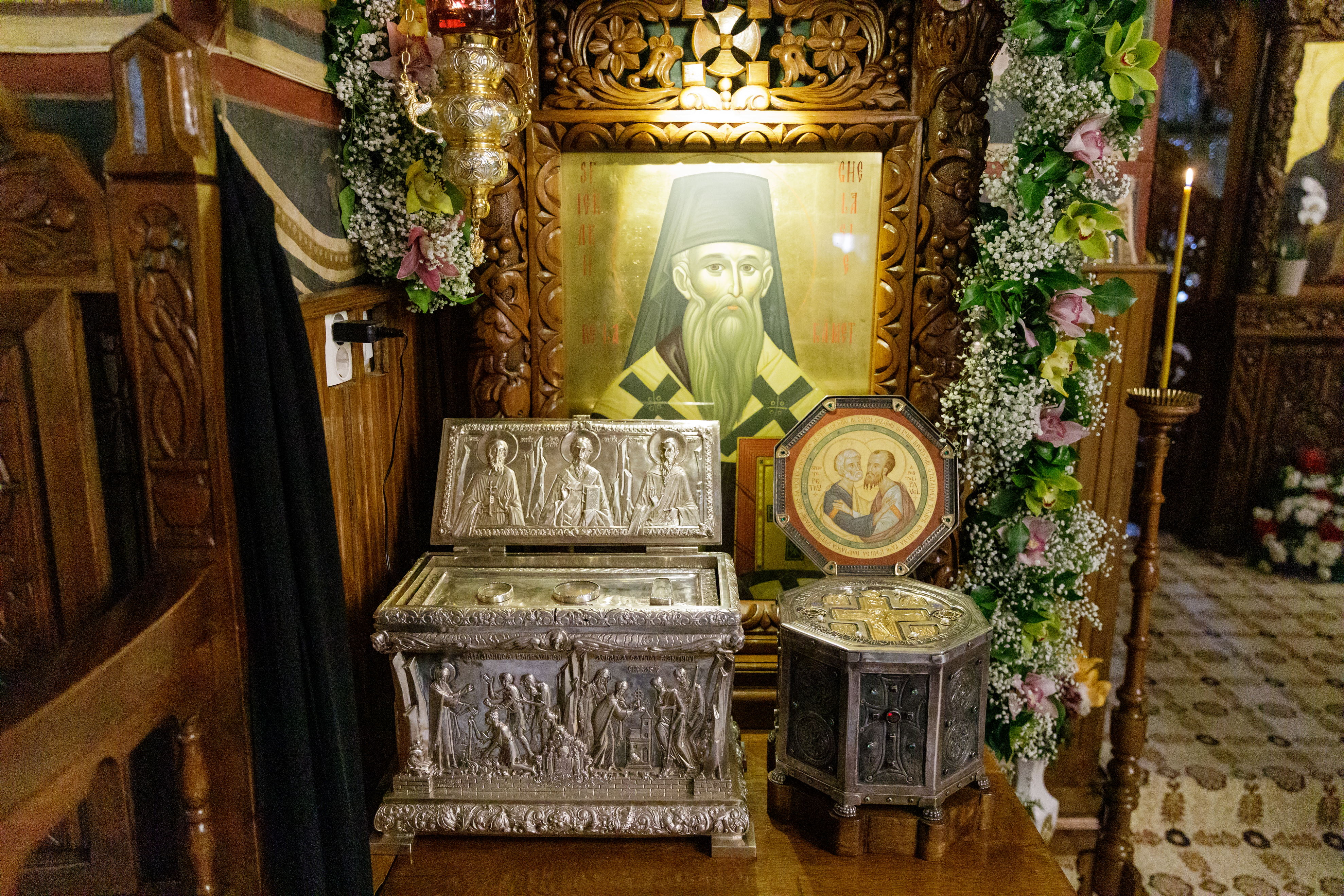 Moaștele Sfântului Ghelasie de la Râmeț