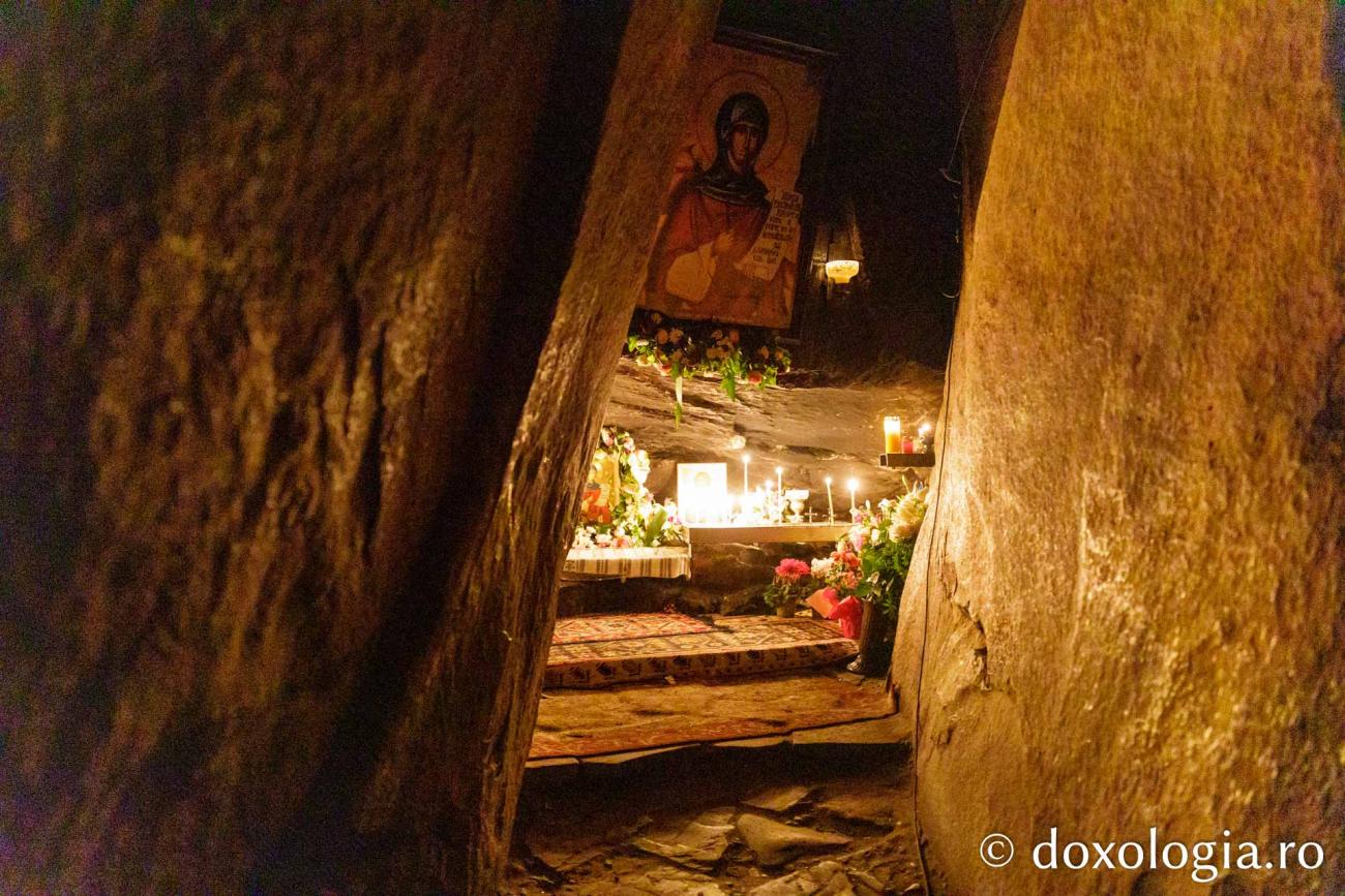 Sfânta Cuvioasă Teodora de la Sihla