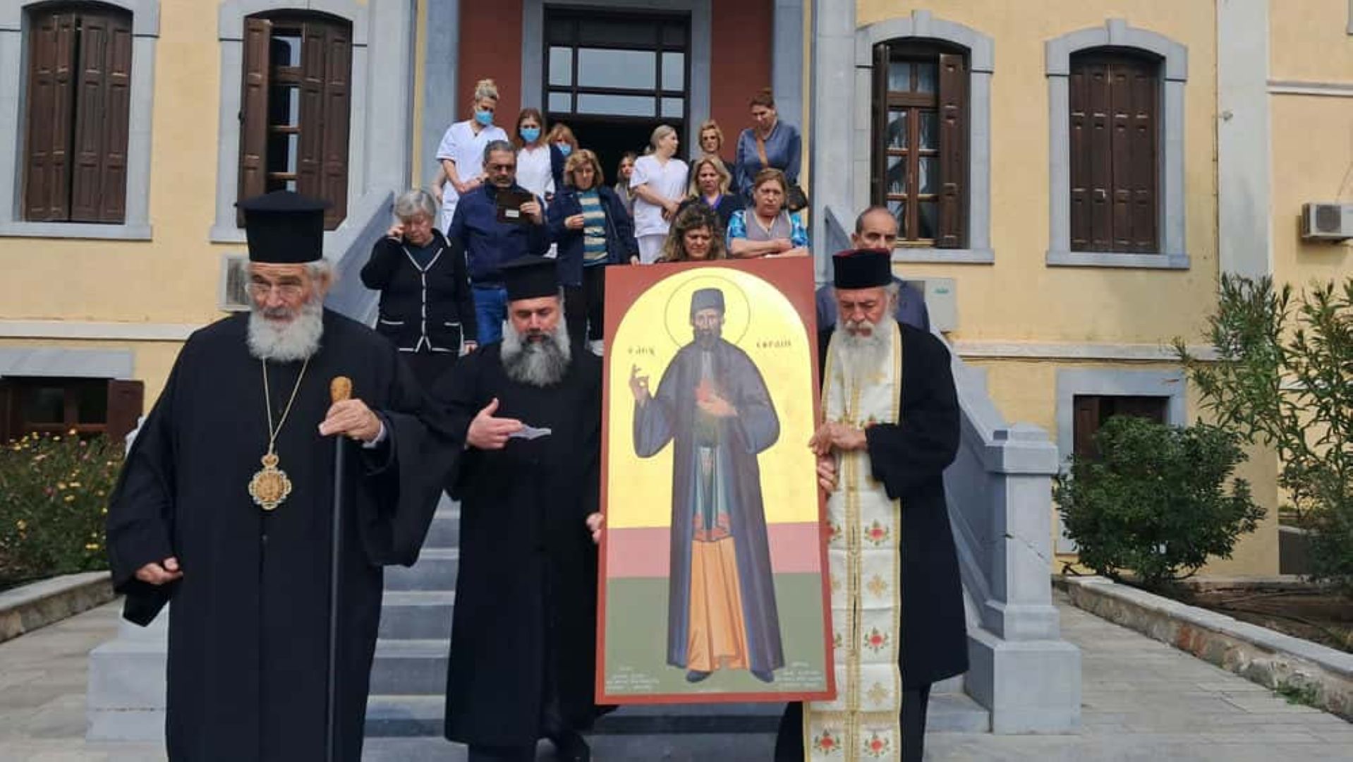 O icoană Sfântului Efrem cel Nou a izvorât mir într-un spital din Kalymnos (Grecia)