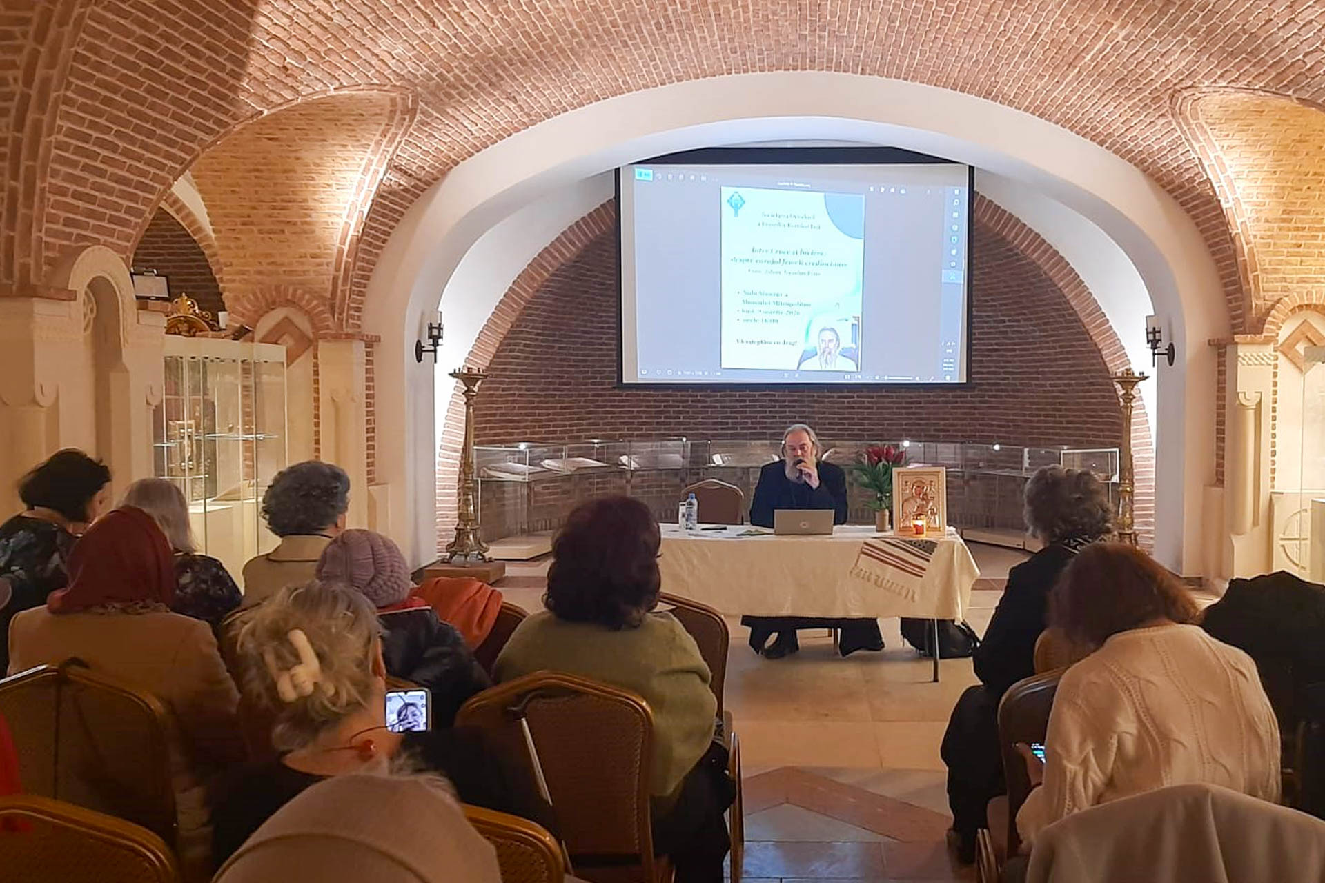 SOFR Iași a organizat conferința „Între Cruce și Înviere: despre curajul femeii credincioase”