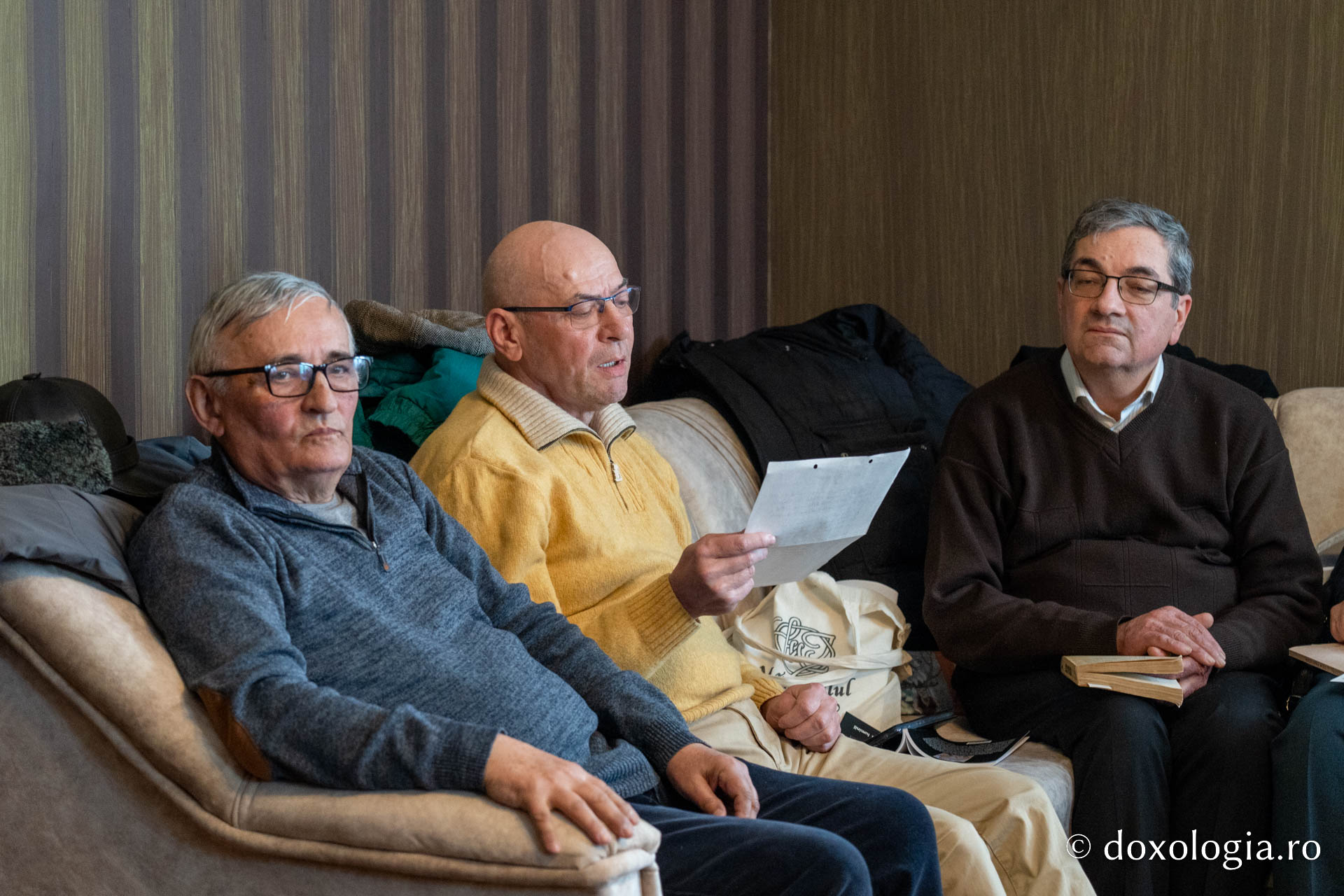 Ziua Mondială a Poeziei, sărbătorită la conacul lui Ion Pillat din Miorcani: 20 de scriitori și oameni de cultură au recitat din creația poetului