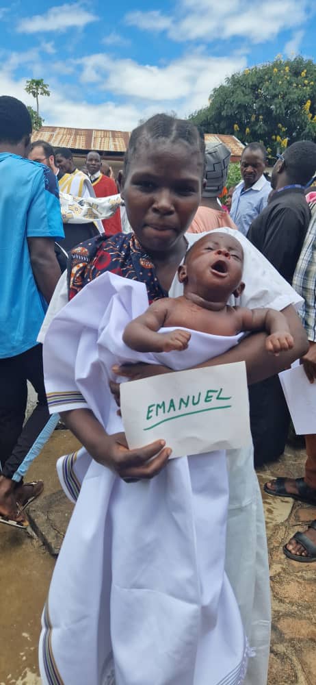 171 de botezuri în cadrul Centrului Misionar din Kidamali