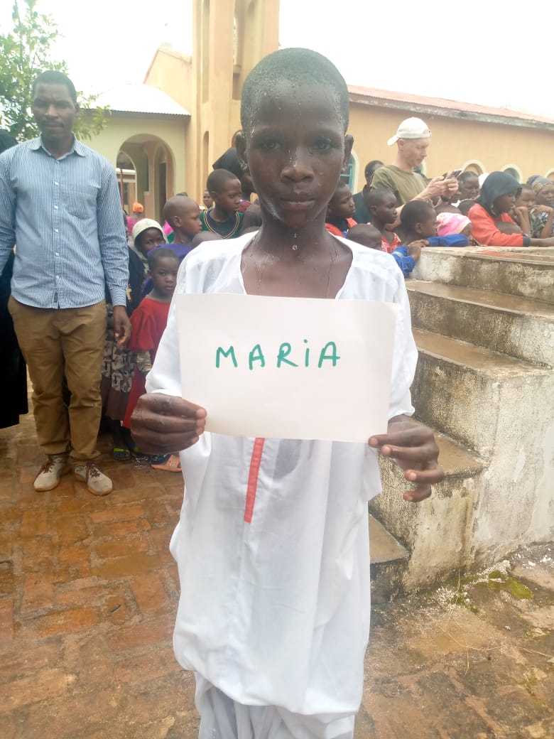 171 de botezuri în cadrul Centrului Misionar din Kidamali