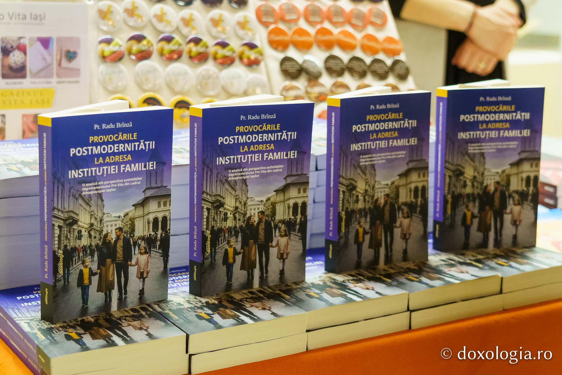 (Video) Lansare de carte la Muzeul Mitropolitan din Iași | Finalul Lunii pentru Viață