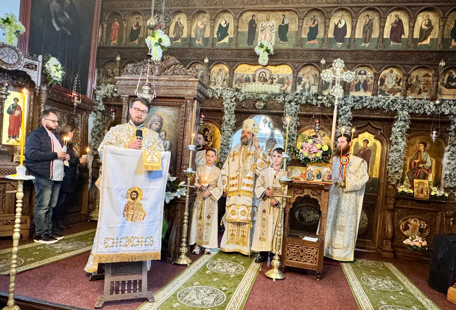 Biserica „Toma Cozma”, în haine de sărbătoare: „Îl cinstim pe Sfântul Toma pentru că a avut puterea să se întoarcă la Domnul cu inimă înnoită și schimbată”