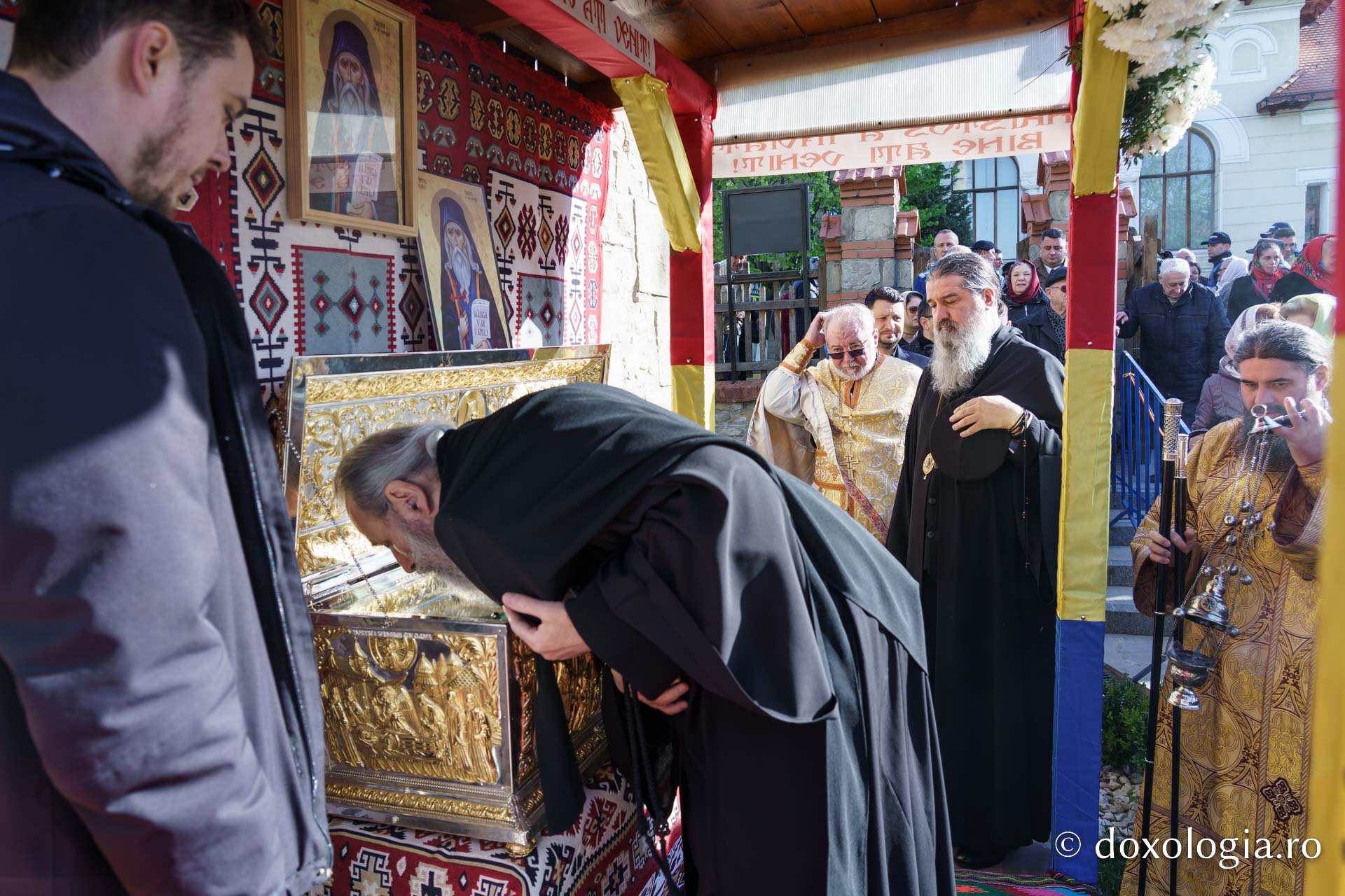 Sfântul Mare Mucenic Gheorghe, cinstit la Botoșani prin rugăciune și Liturghie arhierească