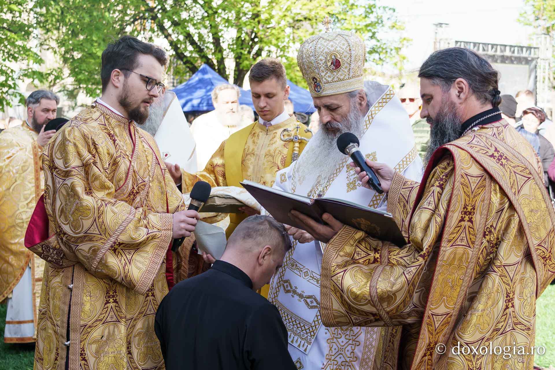Sfântul Mare Mucenic Gheorghe, cinstit la Botoșani prin rugăciune și Liturghie arhierească