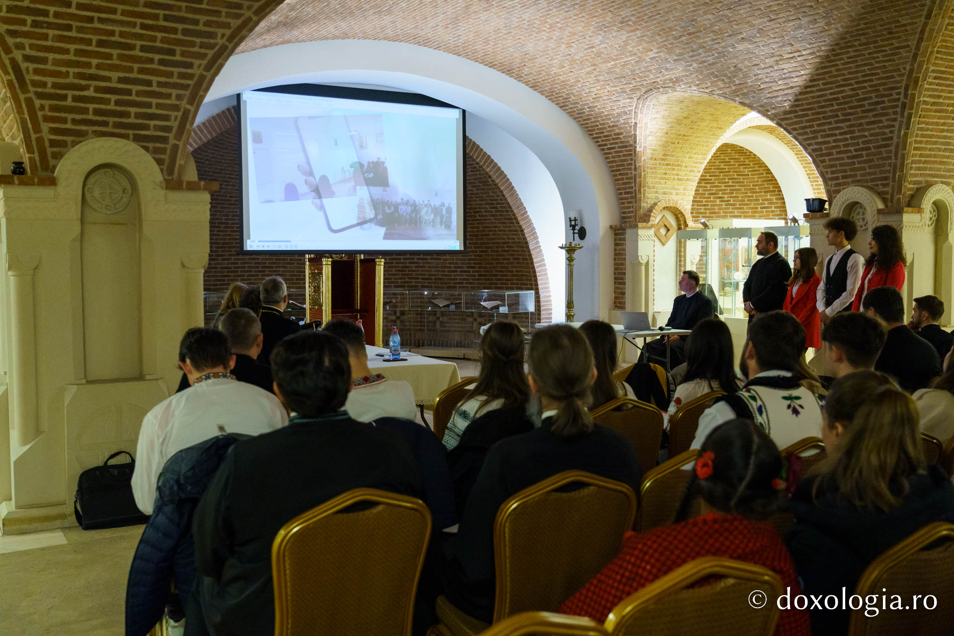 Arhiepiscopia Iașilor a desemnat câștigătorii Concursului Național Catehetic