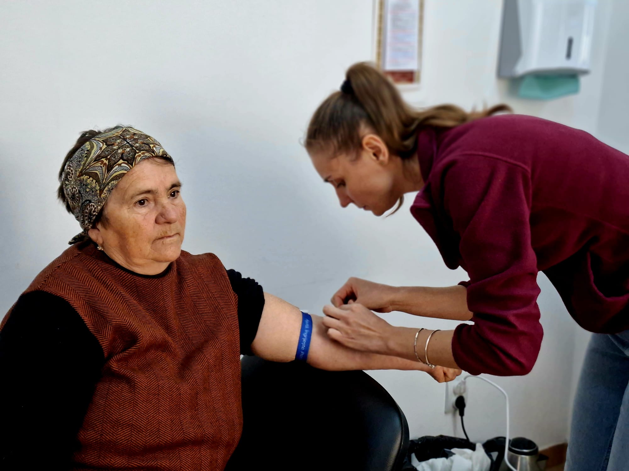 Caravana medicală „Providența”, în Mihălășeni