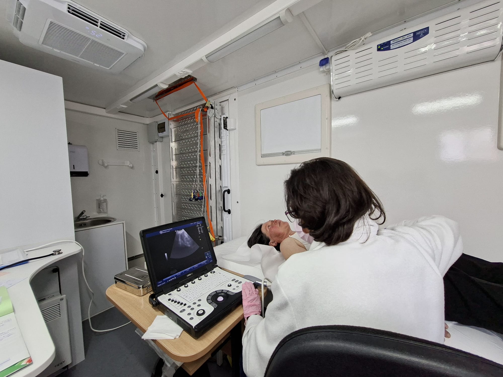 Caravana medicală „Providența”, în Mihălășeni