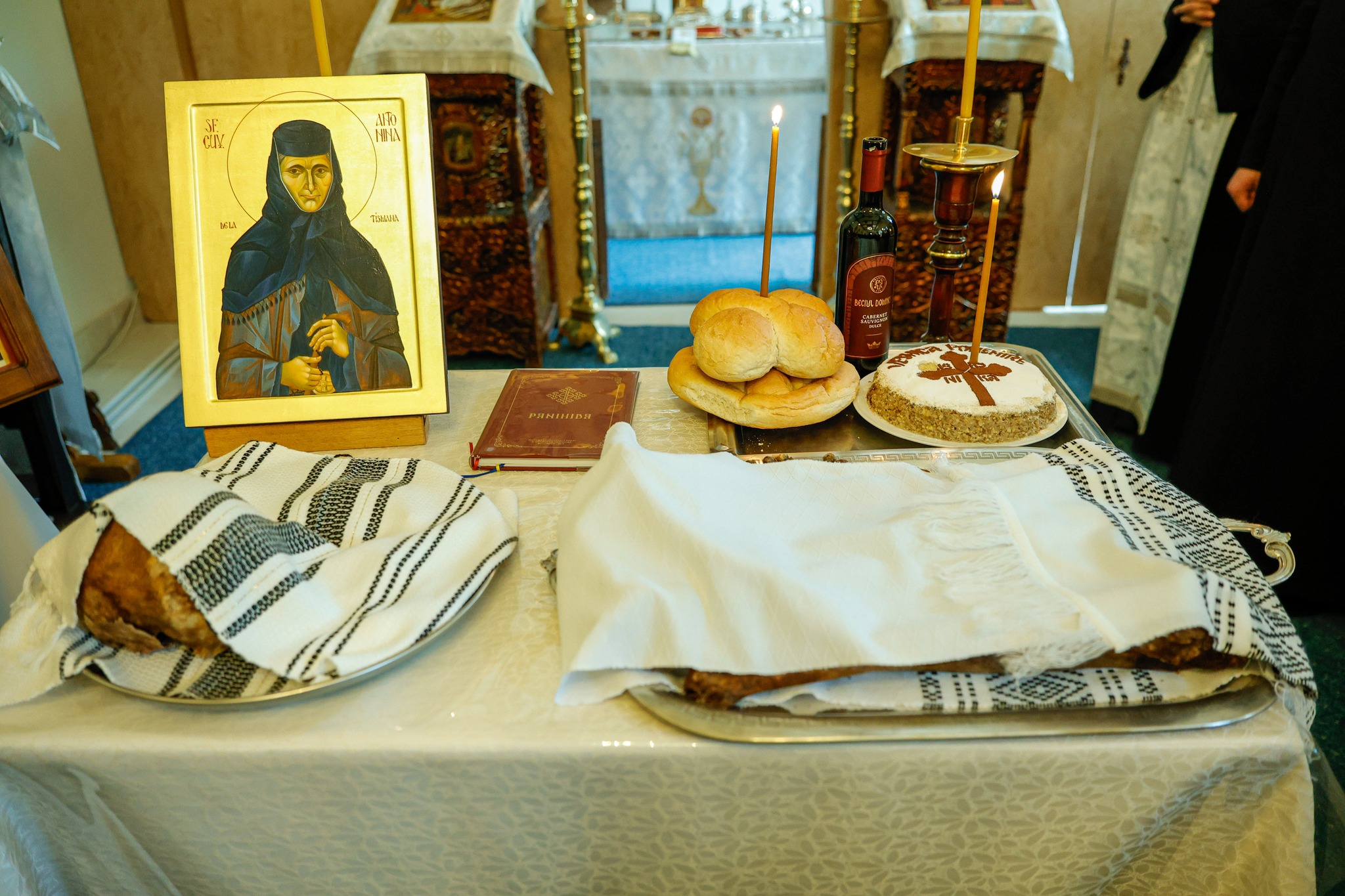 Moaștele Sfintei Cuvioase Antonina de la Tismana au fost deshumate