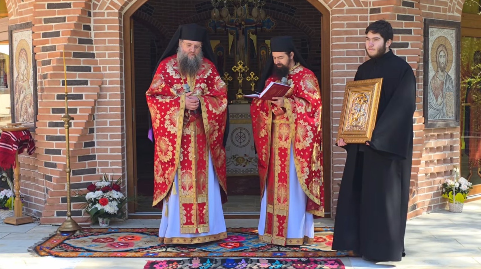 Primul hram al Altarului de vară de la Mănăstirea „Sfânta Cruce”