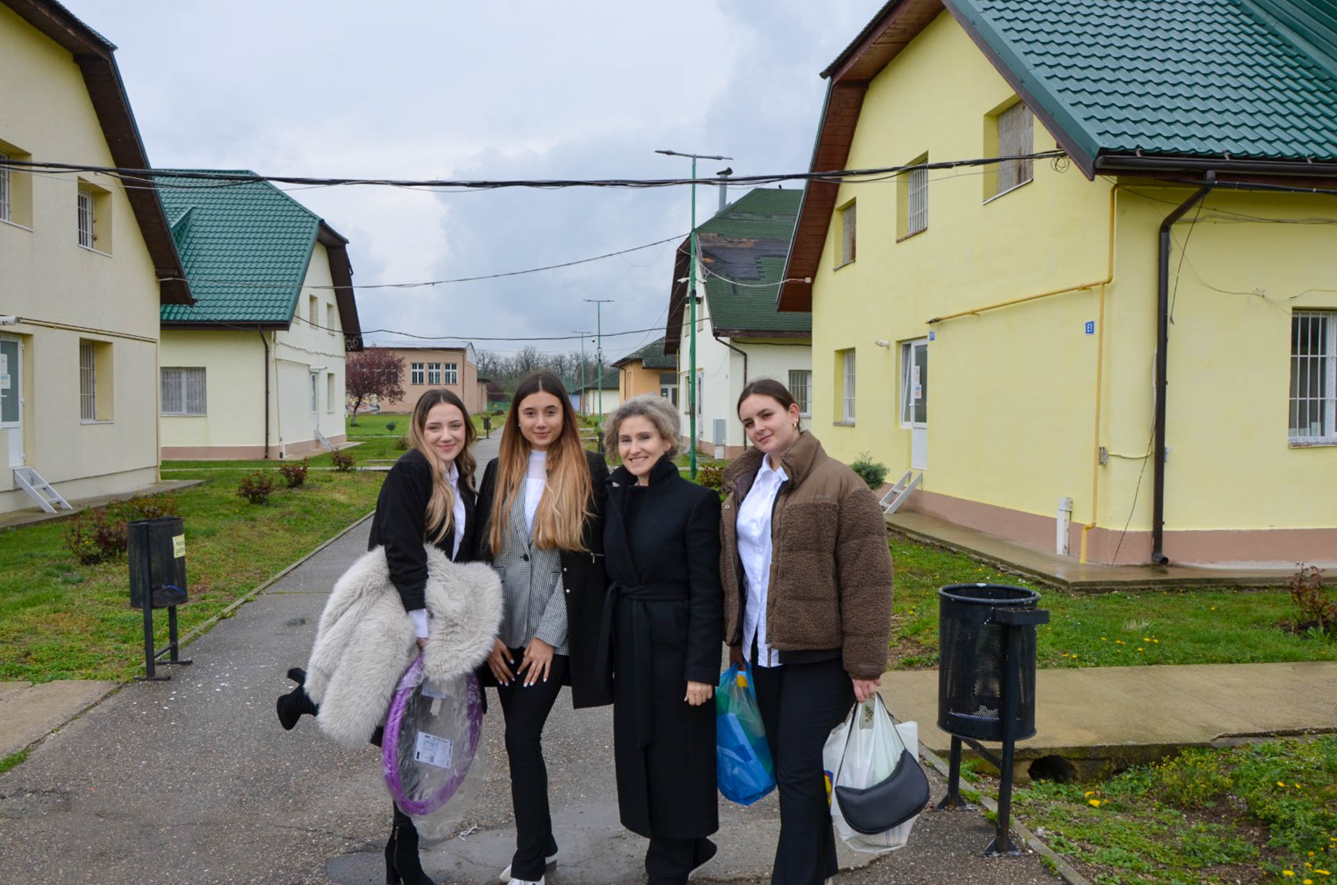 Iubirea aproapelui exprimată prin voluntariatul pentru cei marginalizați – incluziunea semnelor în inimile noastre