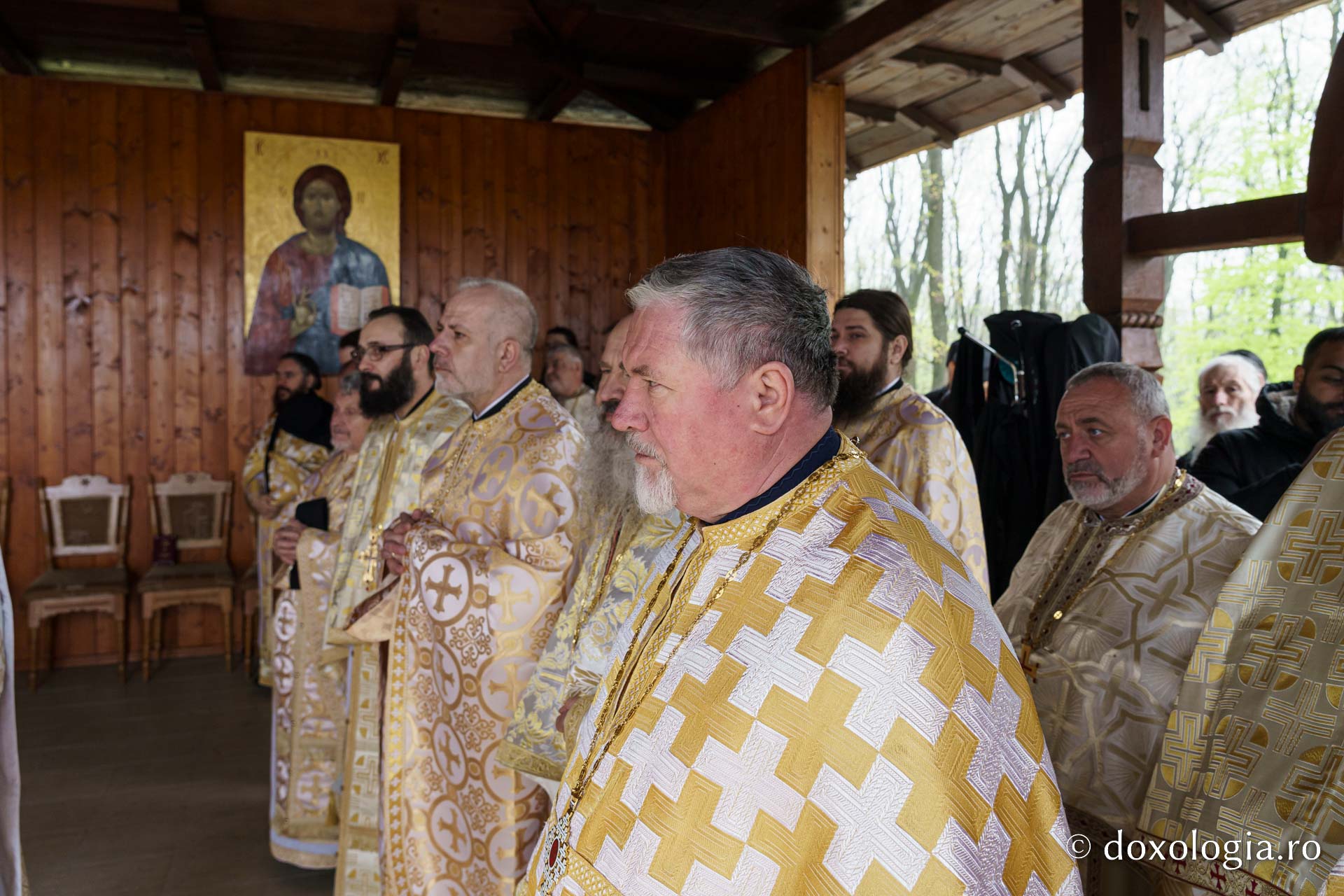 Mănăstirea Sângeap-Basaraba și-a sărbători hramul: „Prăznuim această minune ca să înțelegem că Dumnezeu lucrează în viața noastră, așijderea Maica Domnului”