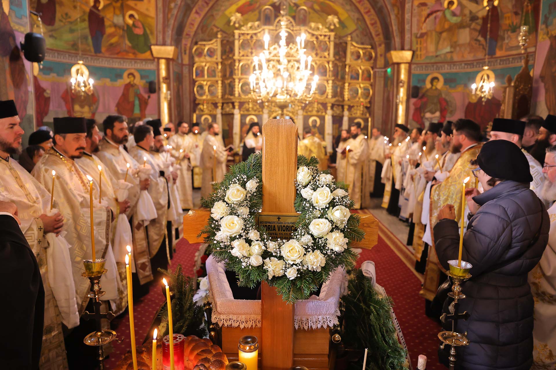 Mama Preasfințitului Părinte Nichifor Botoșăneanul a fost condusă pe ultimul drum pământesc