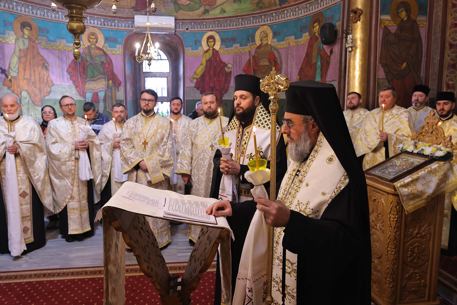 Mama Preasfințitului Părinte Nichifor Botoșăneanul a fost condusă pe ultimul drum pământesc